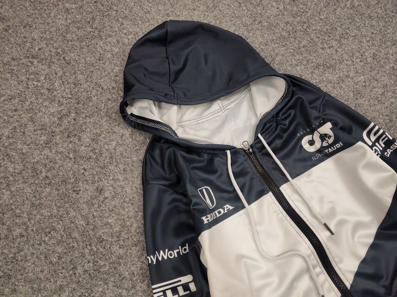 Vintage Vintage 90's Honda HRC Racing Logo Pattern White Zip Hoodie Size US M / EU 48-50 / 2 - 7 Thumbnail