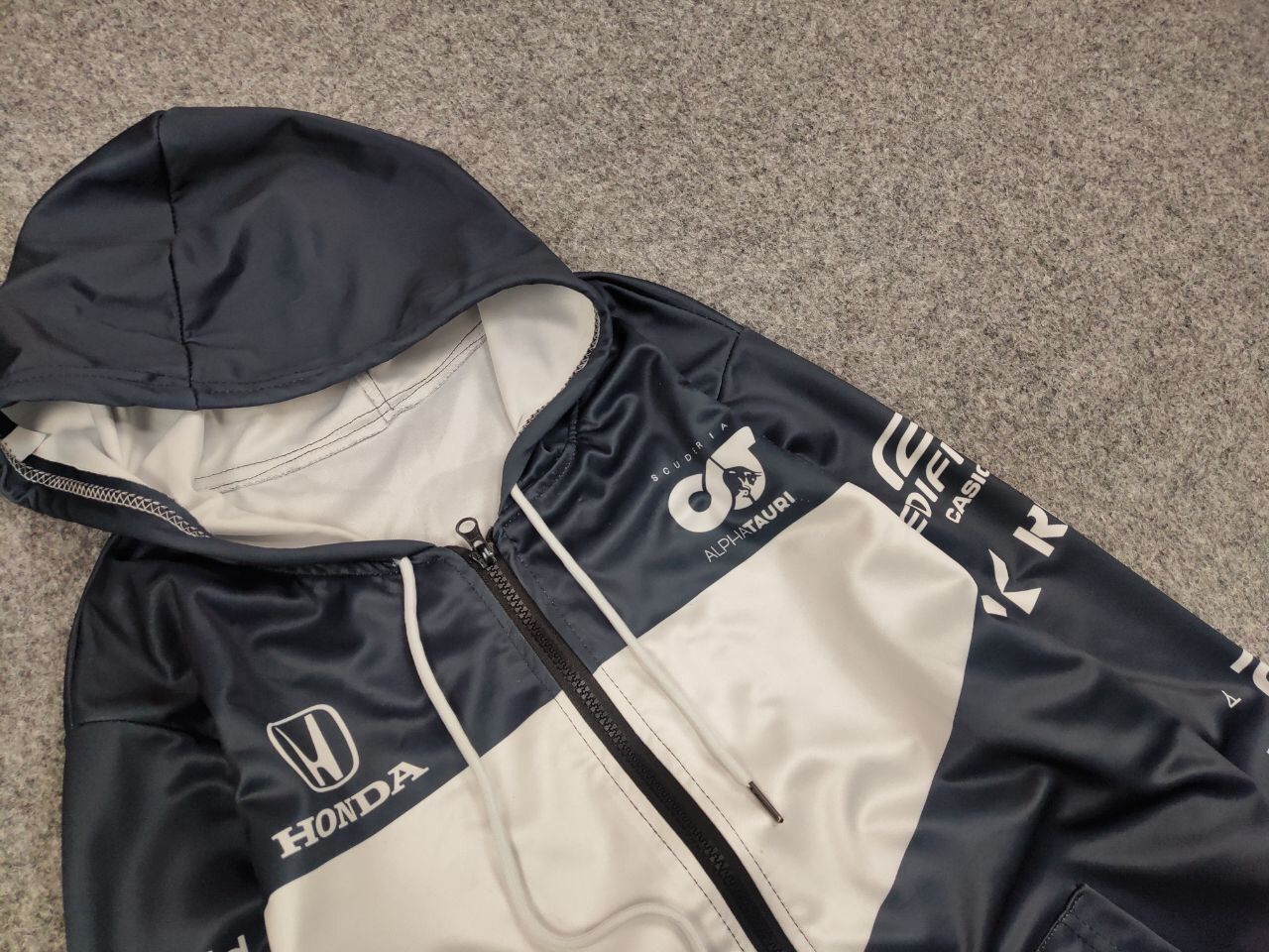 Vintage Vintage 90's Honda HRC Racing Logo Pattern White Zip Hoodie Size US M / EU 48-50 / 2 - 12 Thumbnail