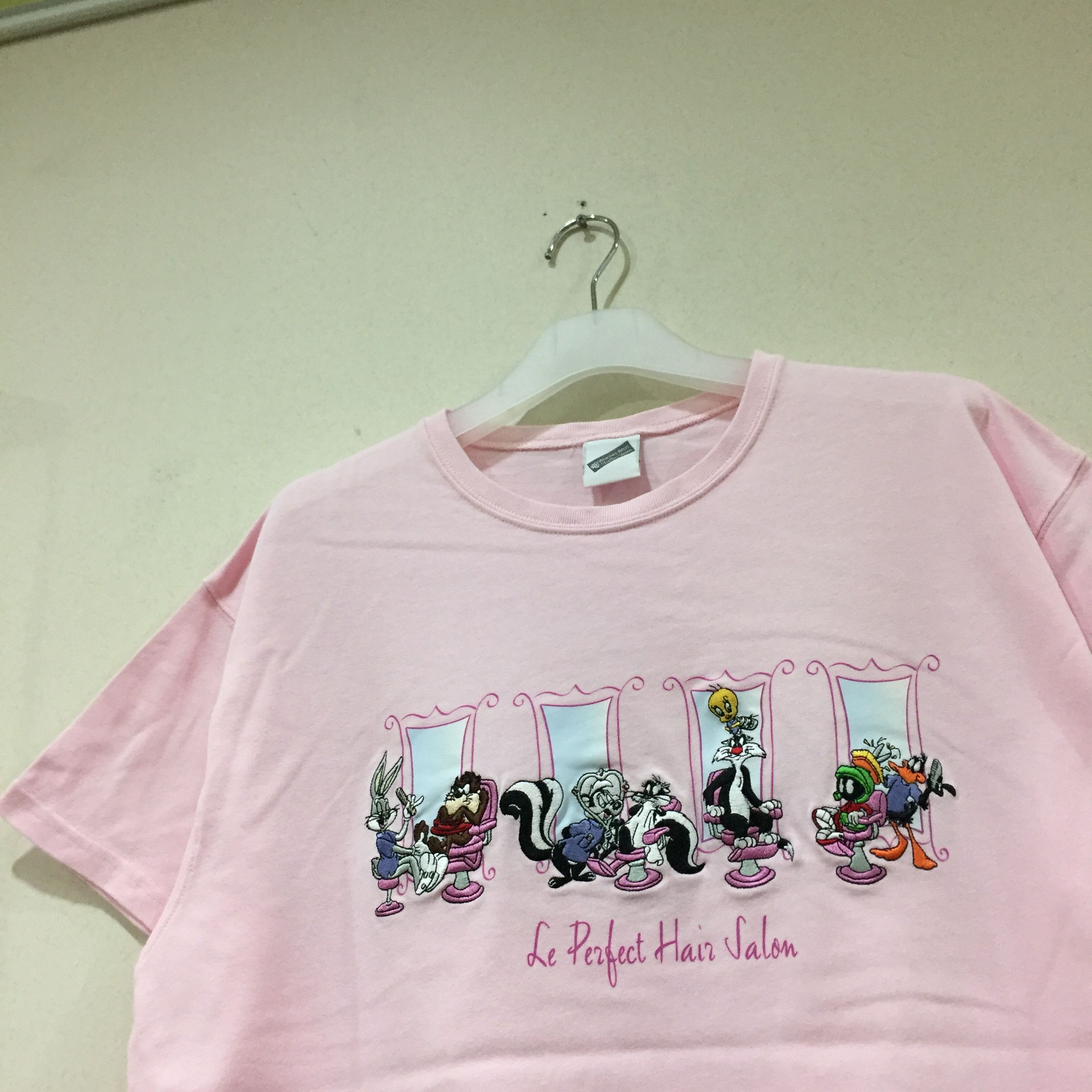 Vintage × Warner Bros WARNER BROS STUDIO t shirt spell out embroidered design.. Size US L / EU 52-54 / 3 - 3 Thumbnail