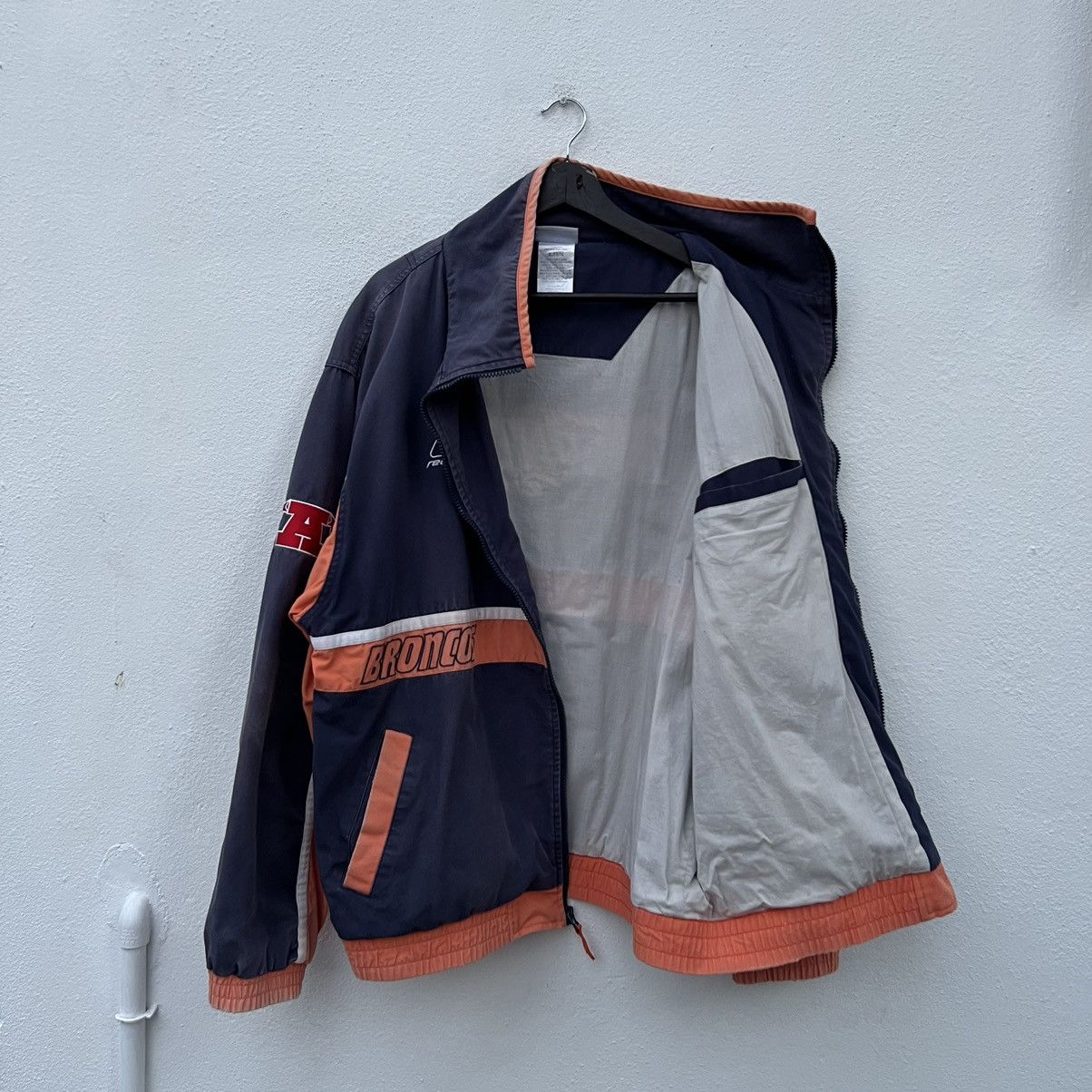 NFL VINTAGE DENVER BRONCOS REEBOK NFL JACKET BIG LOGO Size US XL / EU 56 / 4 - 13 Thumbnail