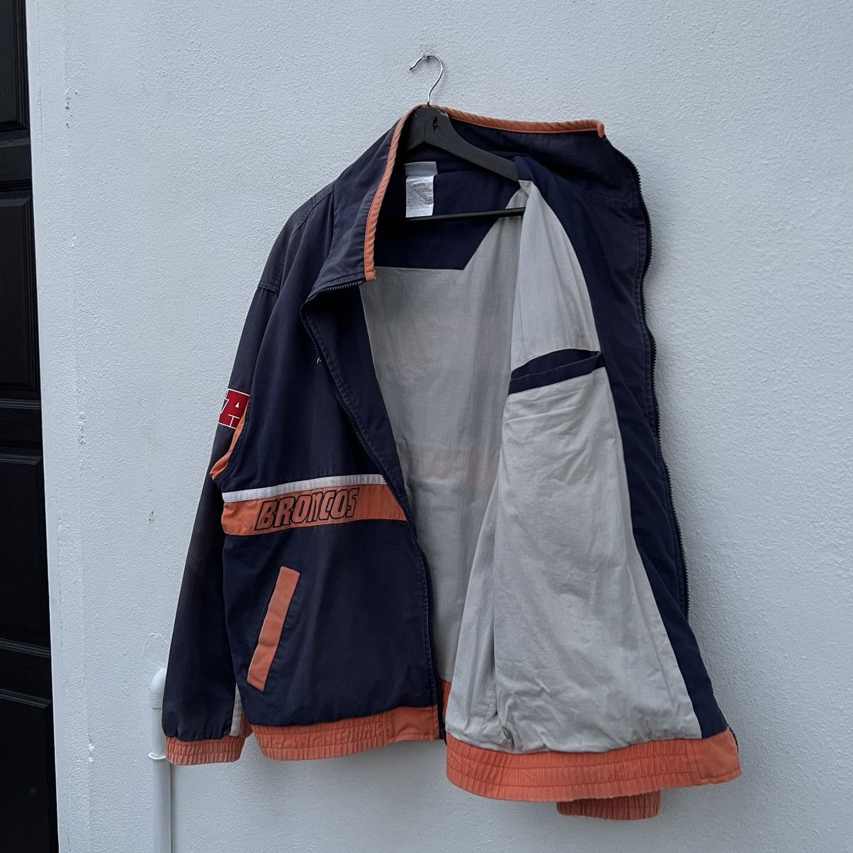 NFL VINTAGE DENVER BRONCOS REEBOK NFL JACKET BIG LOGO Size US XL / EU 56 / 4 - 14 Thumbnail