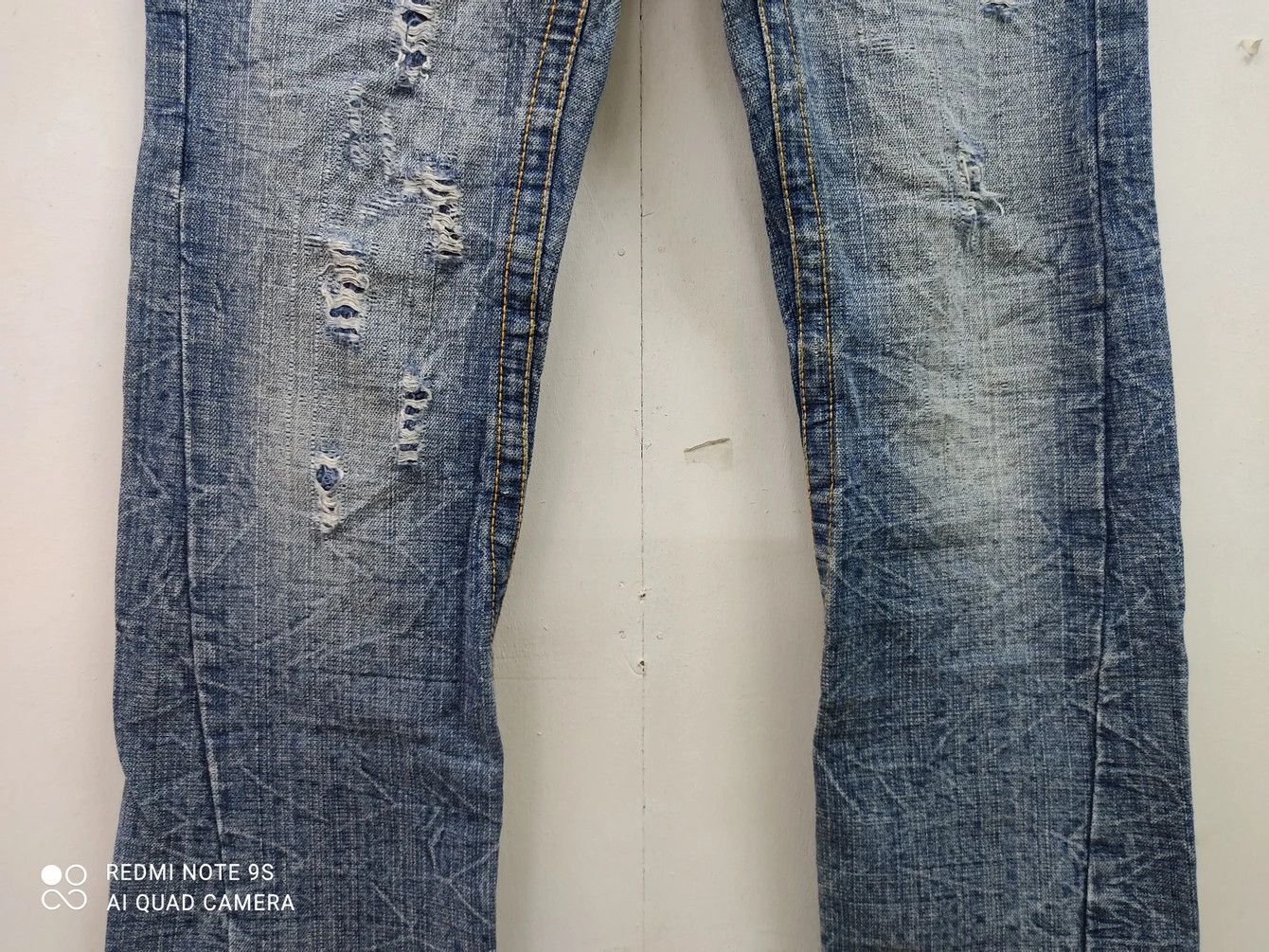 Japanese Brand Heritage Stone Distressed Blue Denim Size US 31 - 4 Thumbnail