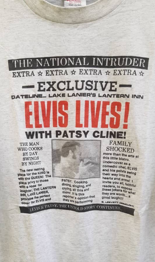 Vintage Vintage Oneita.. ELVIS LIVES!! in National Intruder tabloid Size US XXL / EU 58 / 5 - 8 Thumbnail