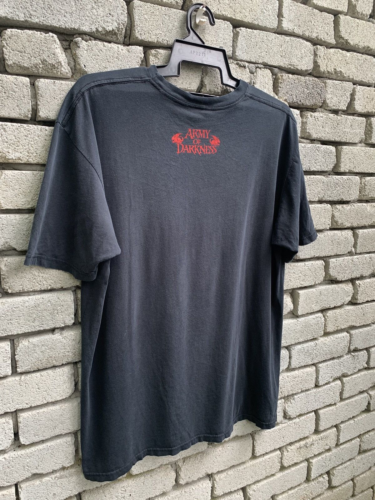 Expert Horror × Vintage Army Of Darkness 2005.. YO, SHE- BITCH LETS GO! T Shirt Size US L / EU 52-54 / 3 - 6 Thumbnail