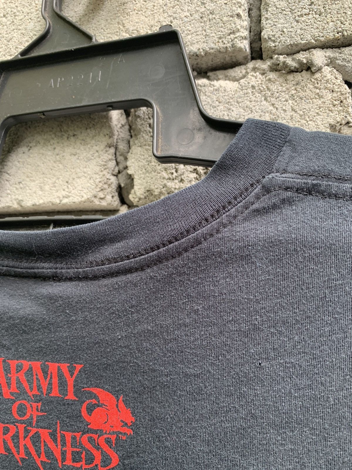 Expert Horror × Vintage Army Of Darkness 2005.. YO, SHE- BITCH LETS GO! T Shirt Size US L / EU 52-54 / 3 - 12 Thumbnail