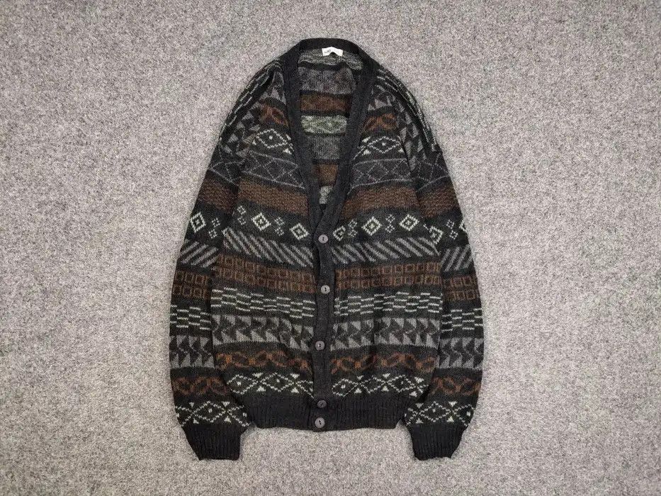 Japanese Brand Vintage 90's Japanese Patterned Cardigan Knitted Sweater Size US L / EU 52-54 / 3 - 1 Thumbnail