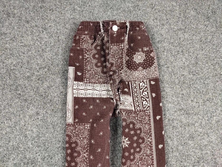 Japanese Brand Vintage Japanese paisley Bandana Denim Brown Print Pants Size US 30 / EU 46 - 3 Thumbnail