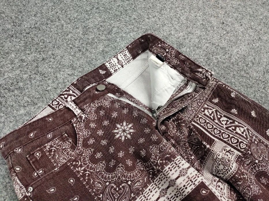 Japanese Brand Vintage Japanese paisley Bandana Denim Brown Print Pants Size US 30 / EU 46 - 7 Thumbnail