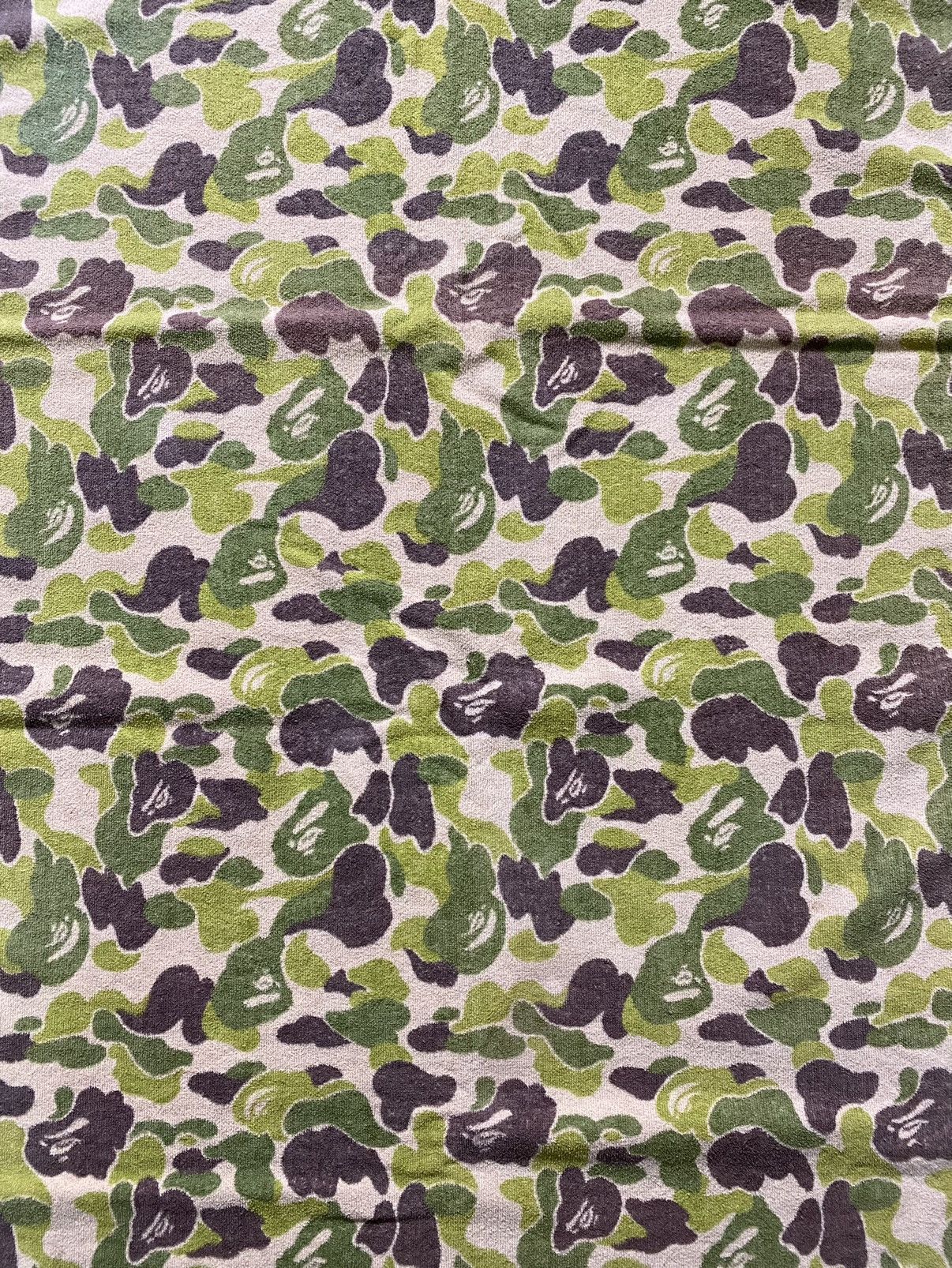 Bape Vintage A Bathing Ape Bape green camo towel Size ONE SIZE - 4 Thumbnail
