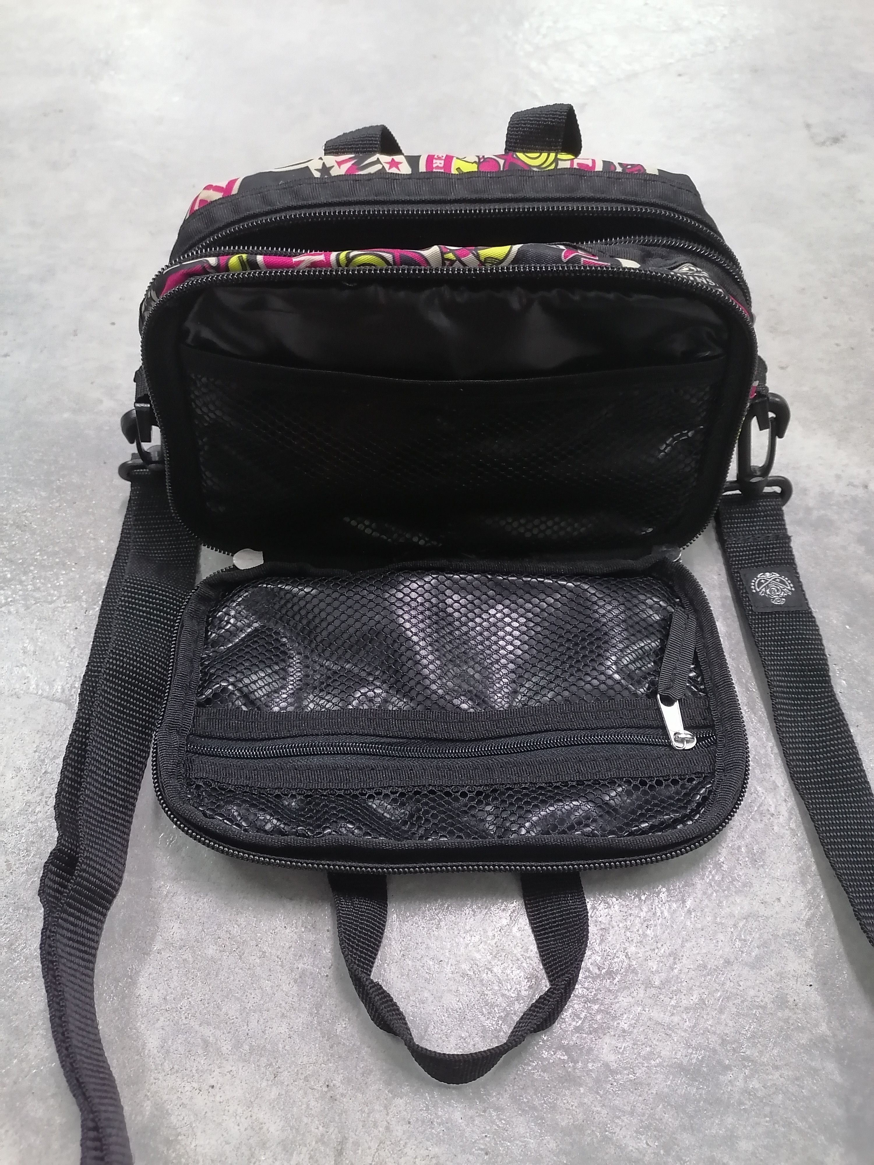 Hysteric Glamour 🔥Hysteric Mini Funland Multipocket Sling Bag⚡ Size ONE SIZE - 8 Thumbnail