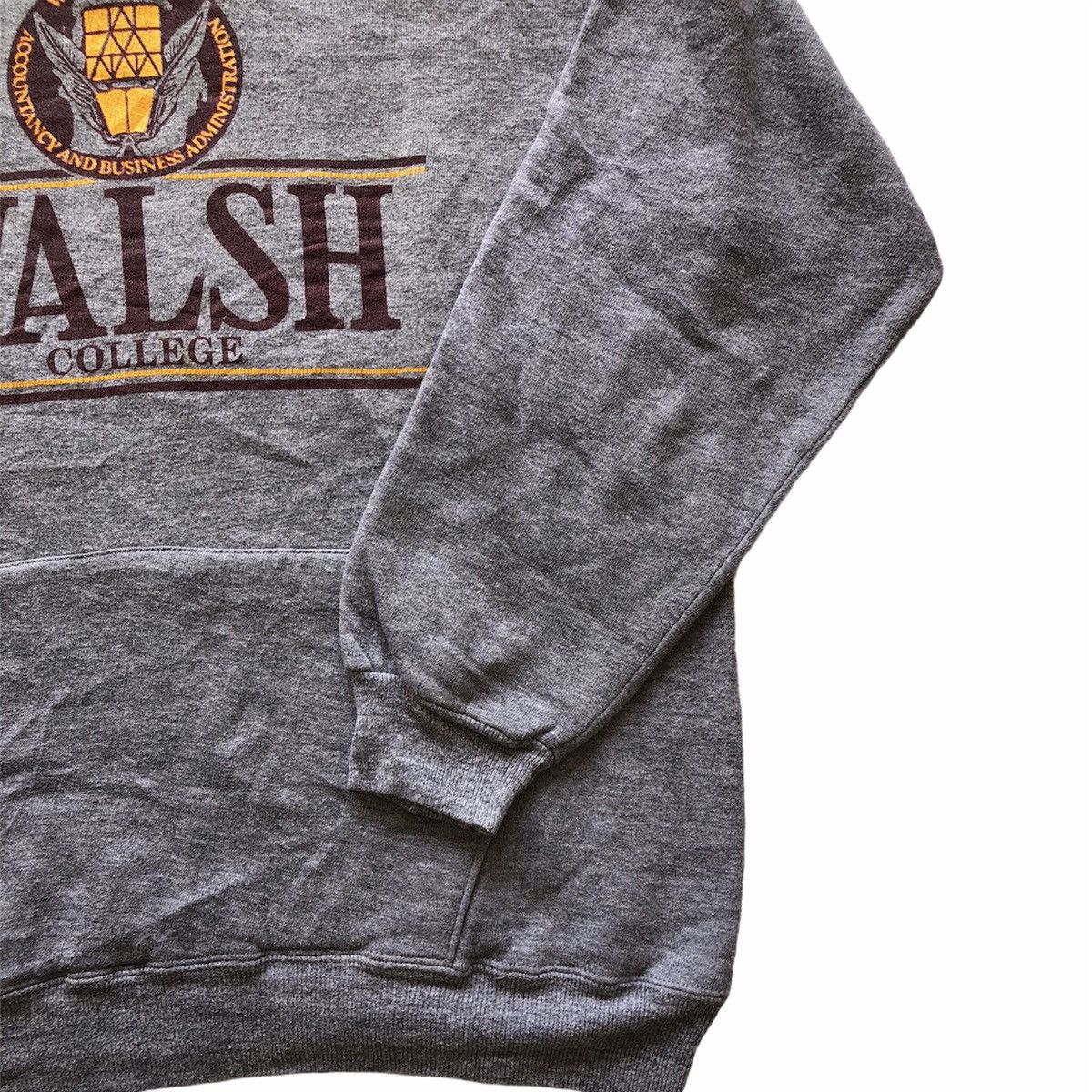 Vintage Vintage 80's Walsh Collage USA Sweatshirt Hoodie Pullover Size US M / EU 48-50 / 2 - 3 Thumbnail