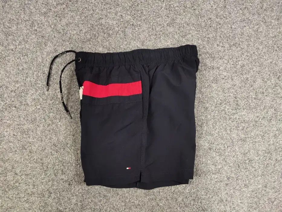 Tommy Hilfiger Vintage Tommy Hilfiger Nylon Dark Blue Logo Shorts Size US 31 - 5 Thumbnail