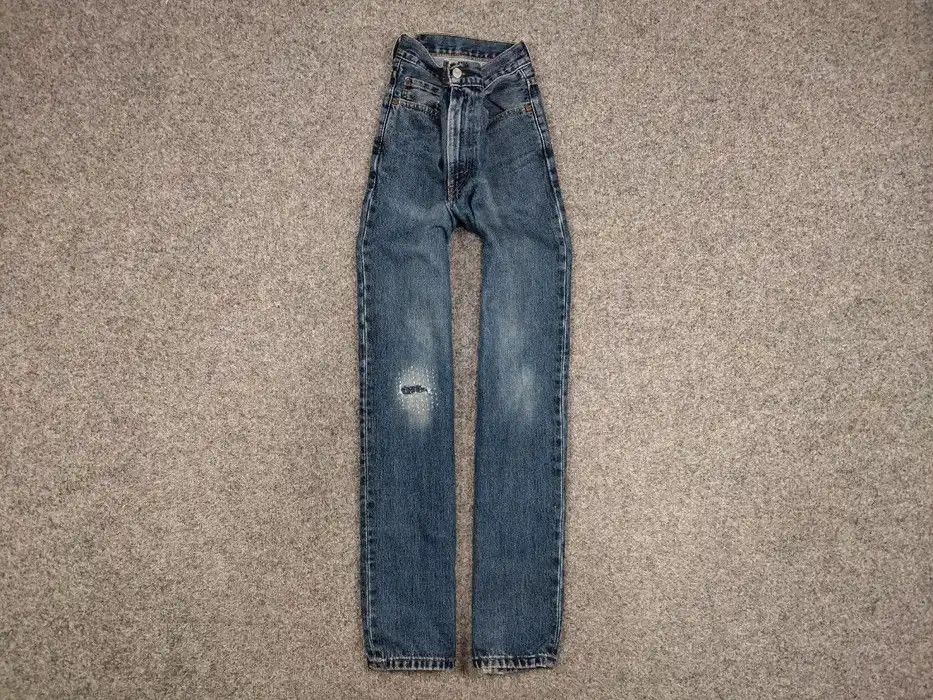 Levi's Vintage 90's Levis 550 Distressed Denim Blue Men's Jeans Size US 33 - 1 Thumbnail