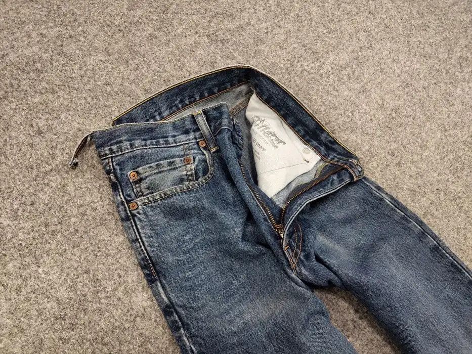 Levi's Vintage 90's Levis 550 Distressed Denim Blue Men's Jeans Size US 33 - 3 Thumbnail