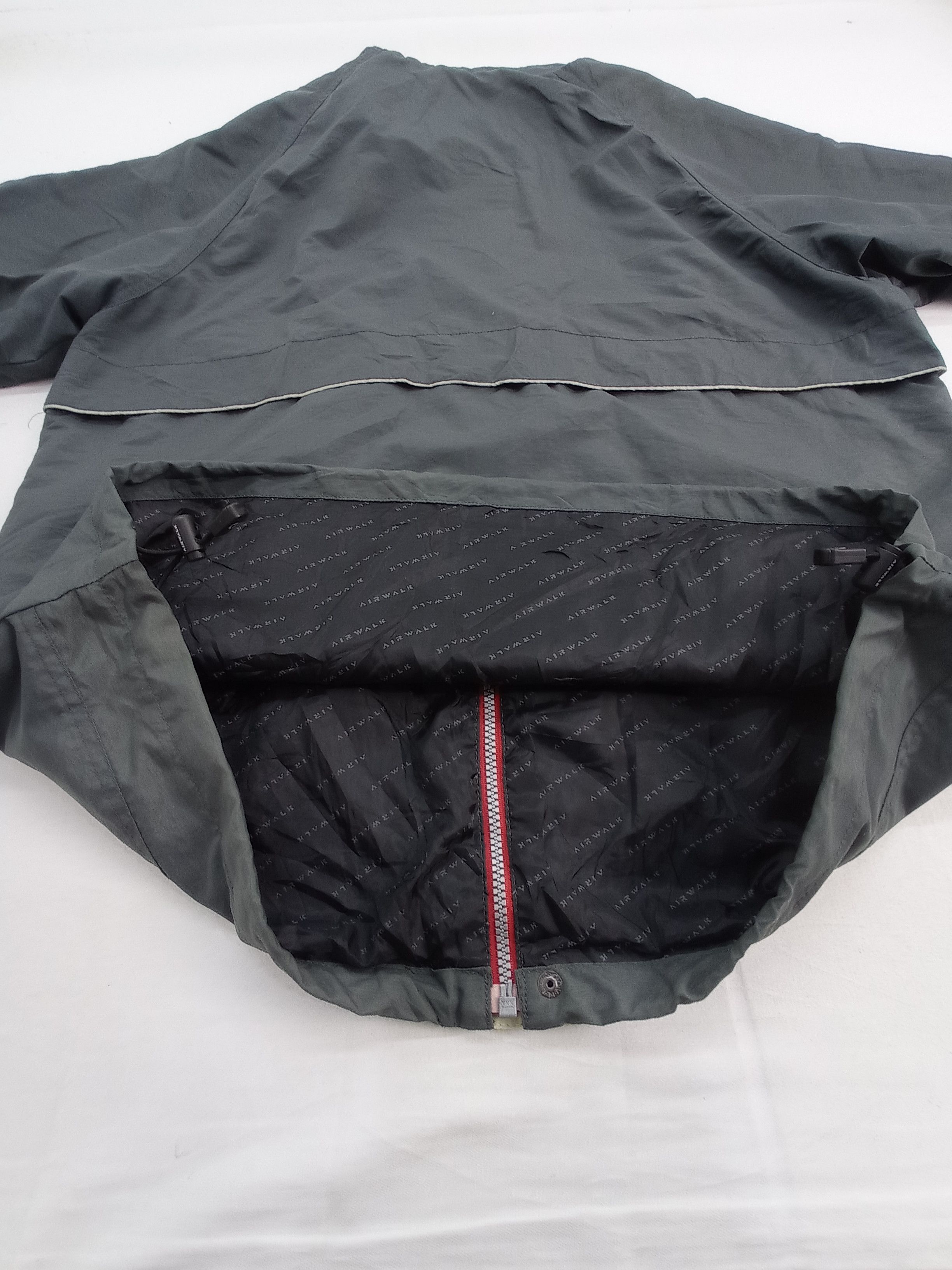 Airwalk Aiwalk Nylon Jacket Hoodie Size US L / EU 52-54 / 3 - 7 Thumbnail