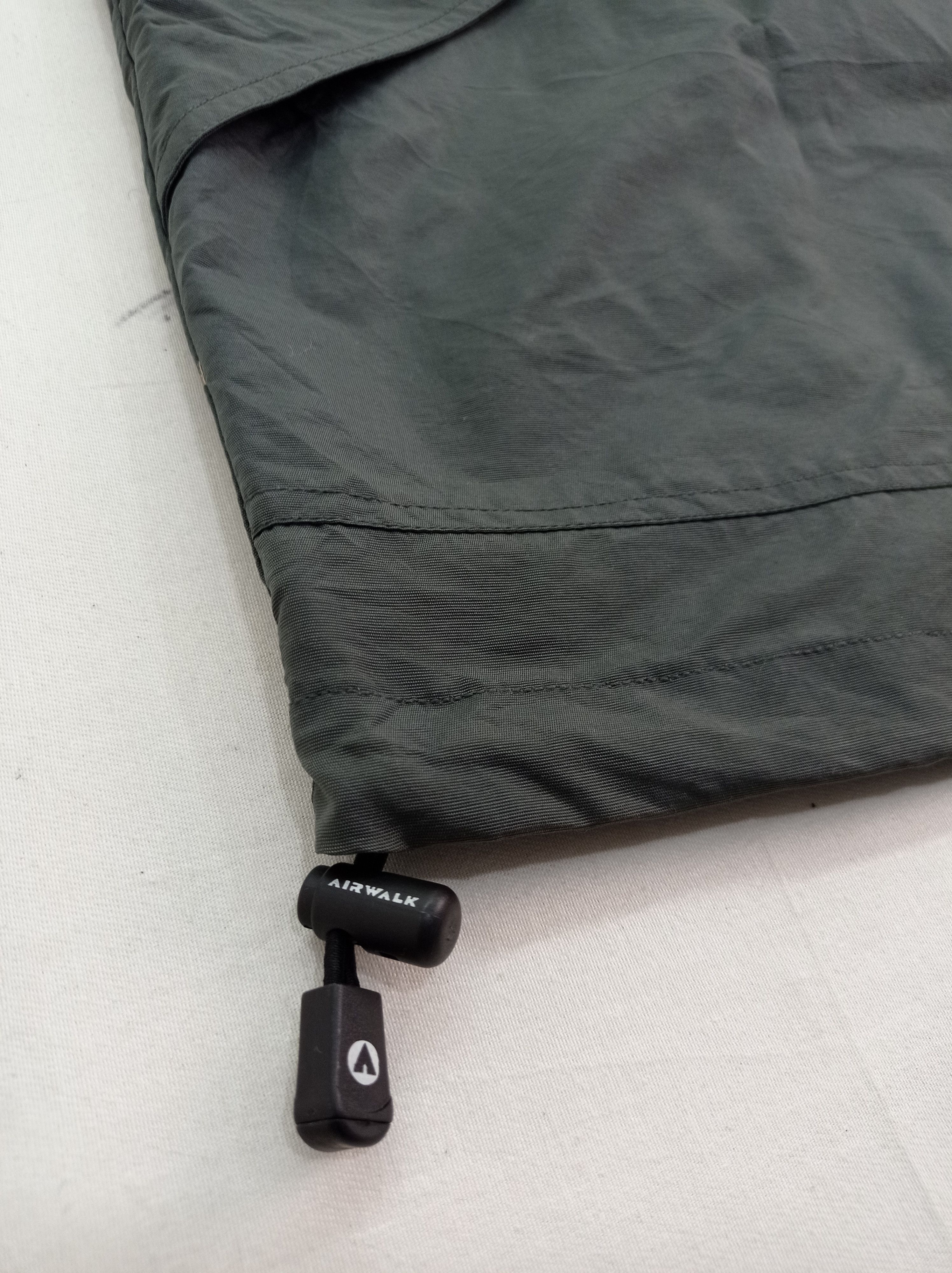 Airwalk Aiwalk Nylon Jacket Hoodie Size US L / EU 52-54 / 3 - 19 Thumbnail