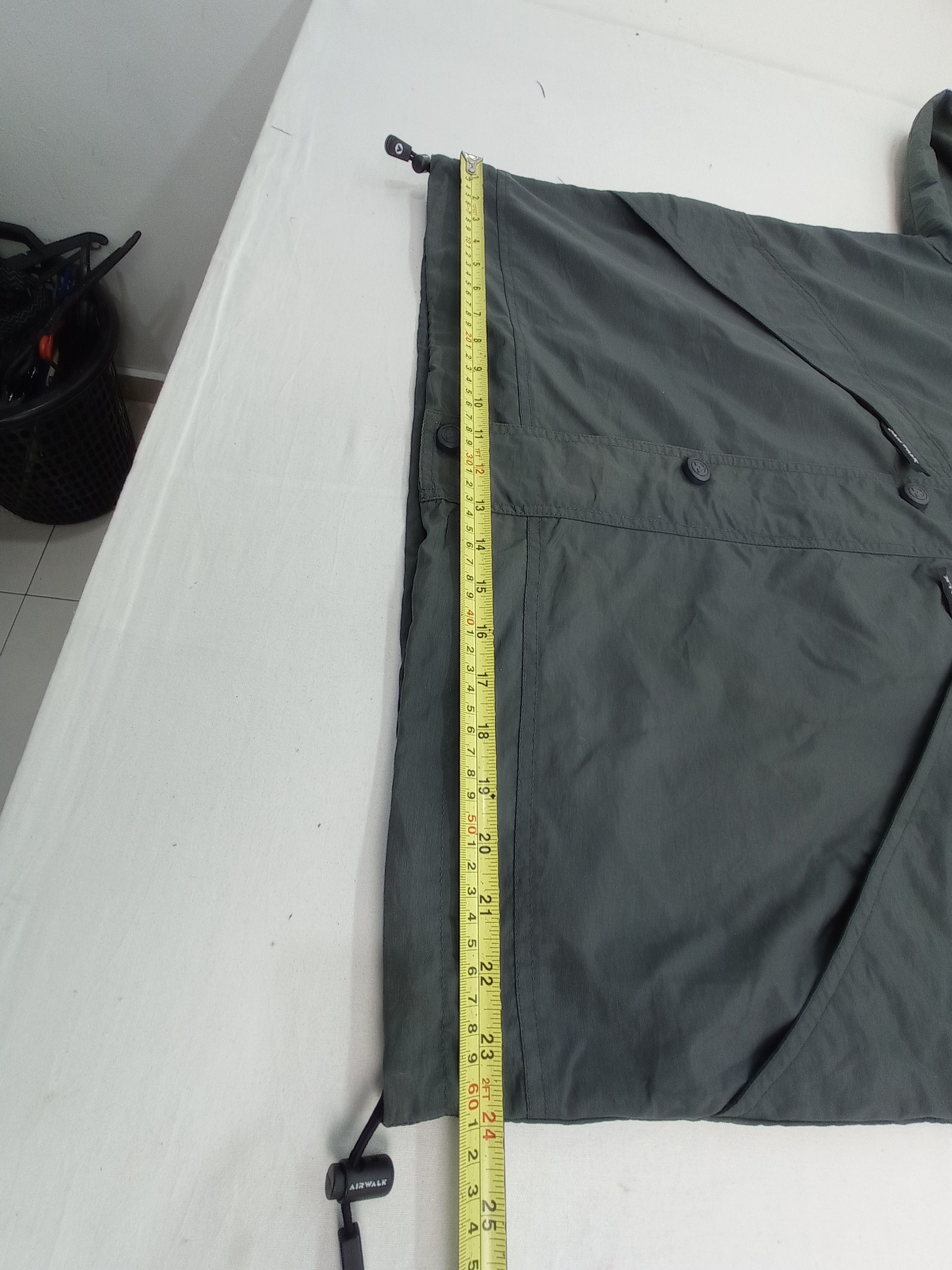 Airwalk Aiwalk Nylon Jacket Hoodie Size US L / EU 52-54 / 3 - 22 Thumbnail