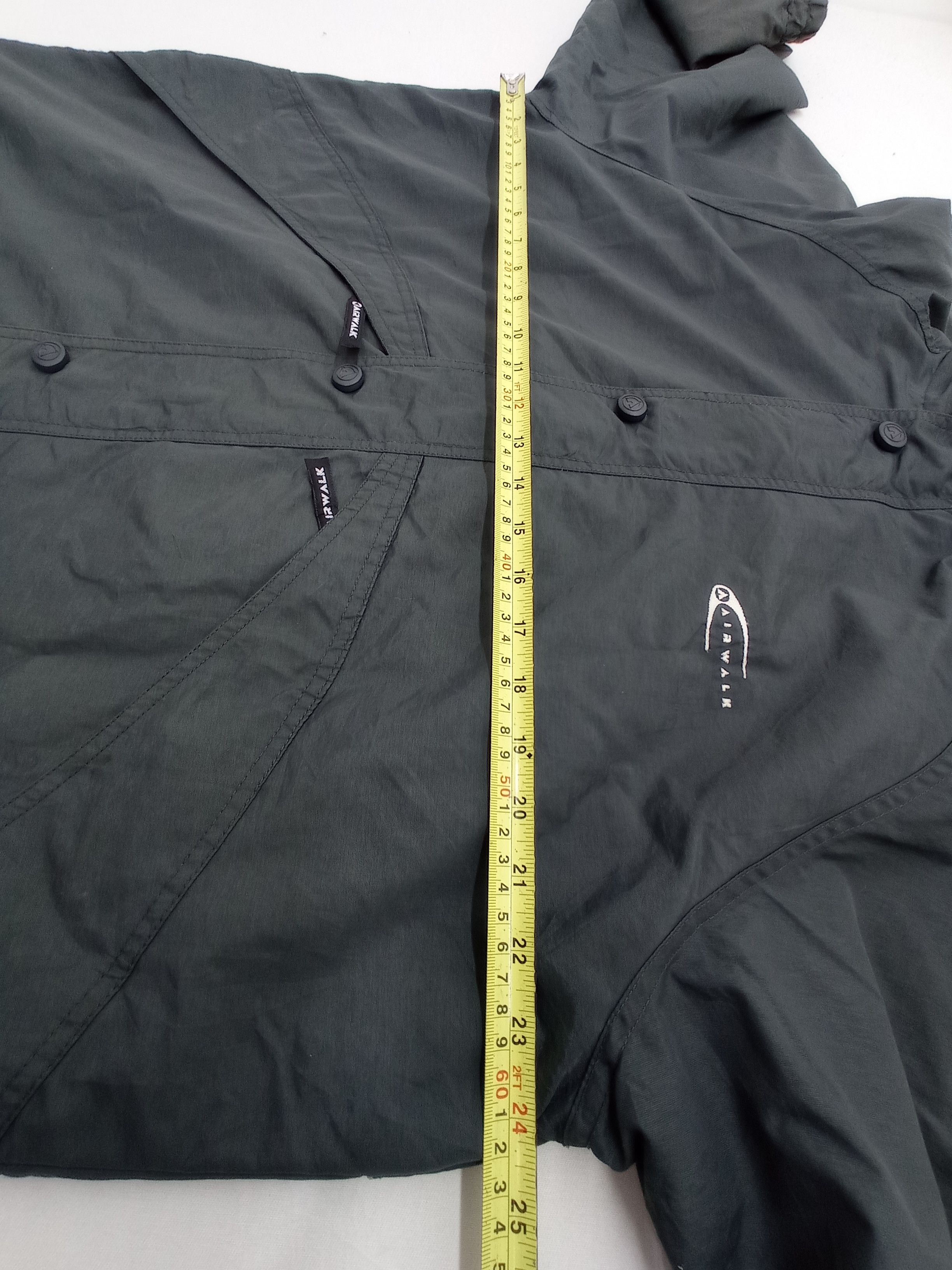 Airwalk Aiwalk Nylon Jacket Hoodie Size US L / EU 52-54 / 3 - 23 Thumbnail