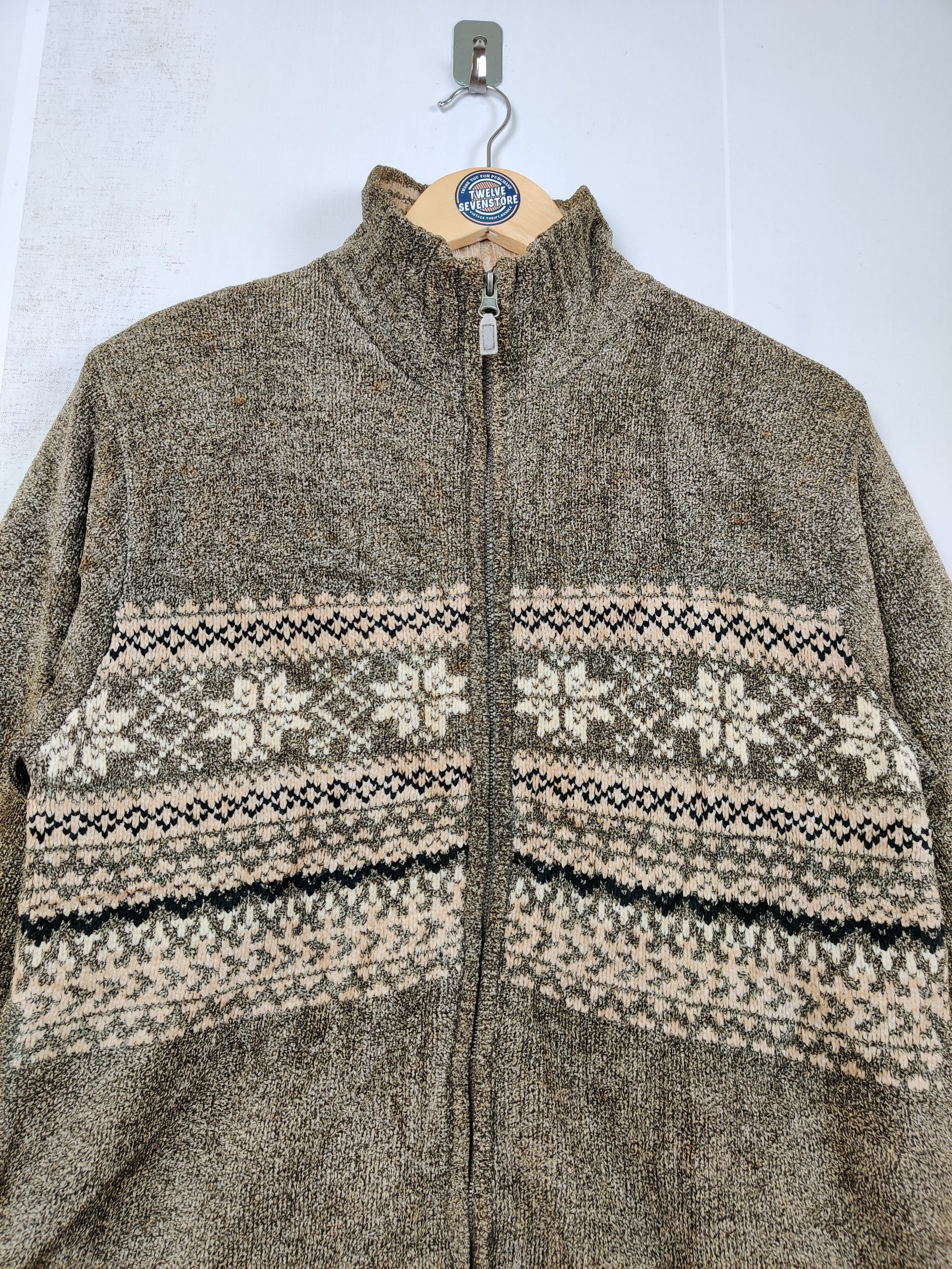 Japanese Brand Vintaige Club Navajo Zipper Knitwear Size US M / EU 48-50 / 2 - 3 Thumbnail