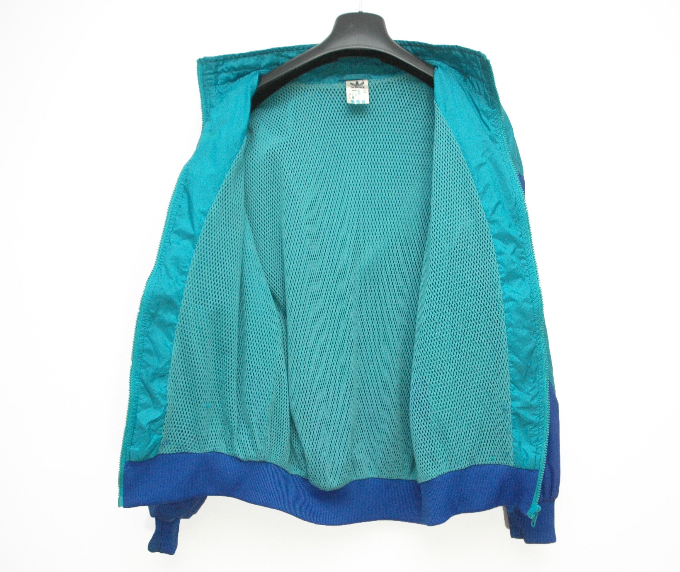 Adidas Adidas Vintage Taiwan 90s 80s Light Jacket Size US L / EU 52-54 / 3 - 5 Thumbnail