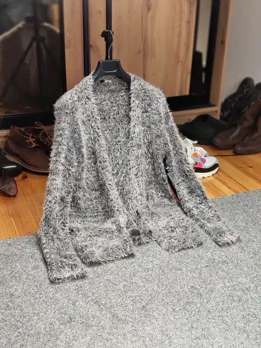 Japanese Brand Vintage 90's Japanese Gray Mohair Style Fuzzy Cardigan Hype Size S / US 4 / IT 40 - 10 Thumbnail