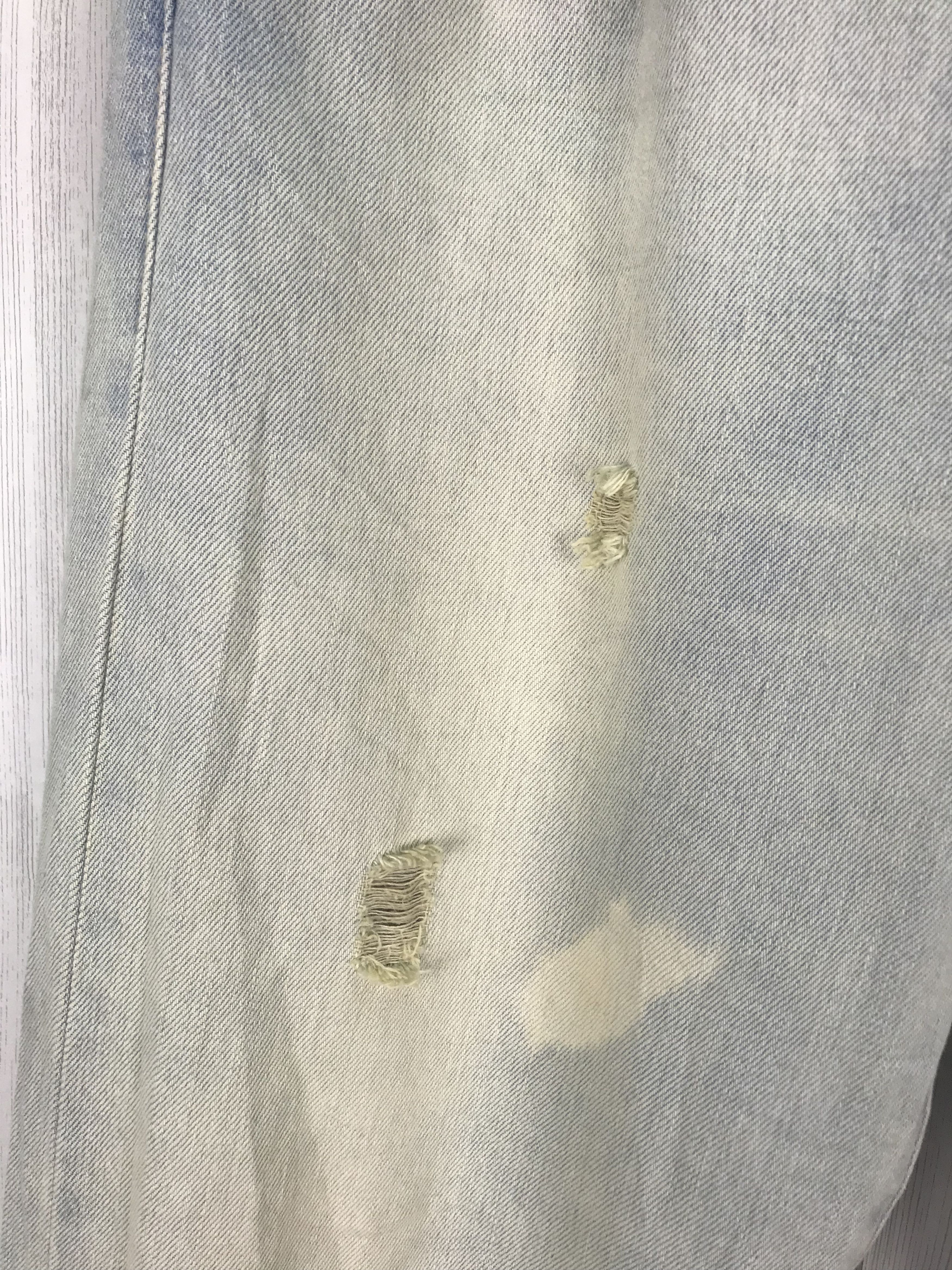 Levi's Vintage Clothing Vintage LEVIS 501 Ripped Bleach Design Denim Jeans Size US 32 / EU 48 - 11 Thumbnail