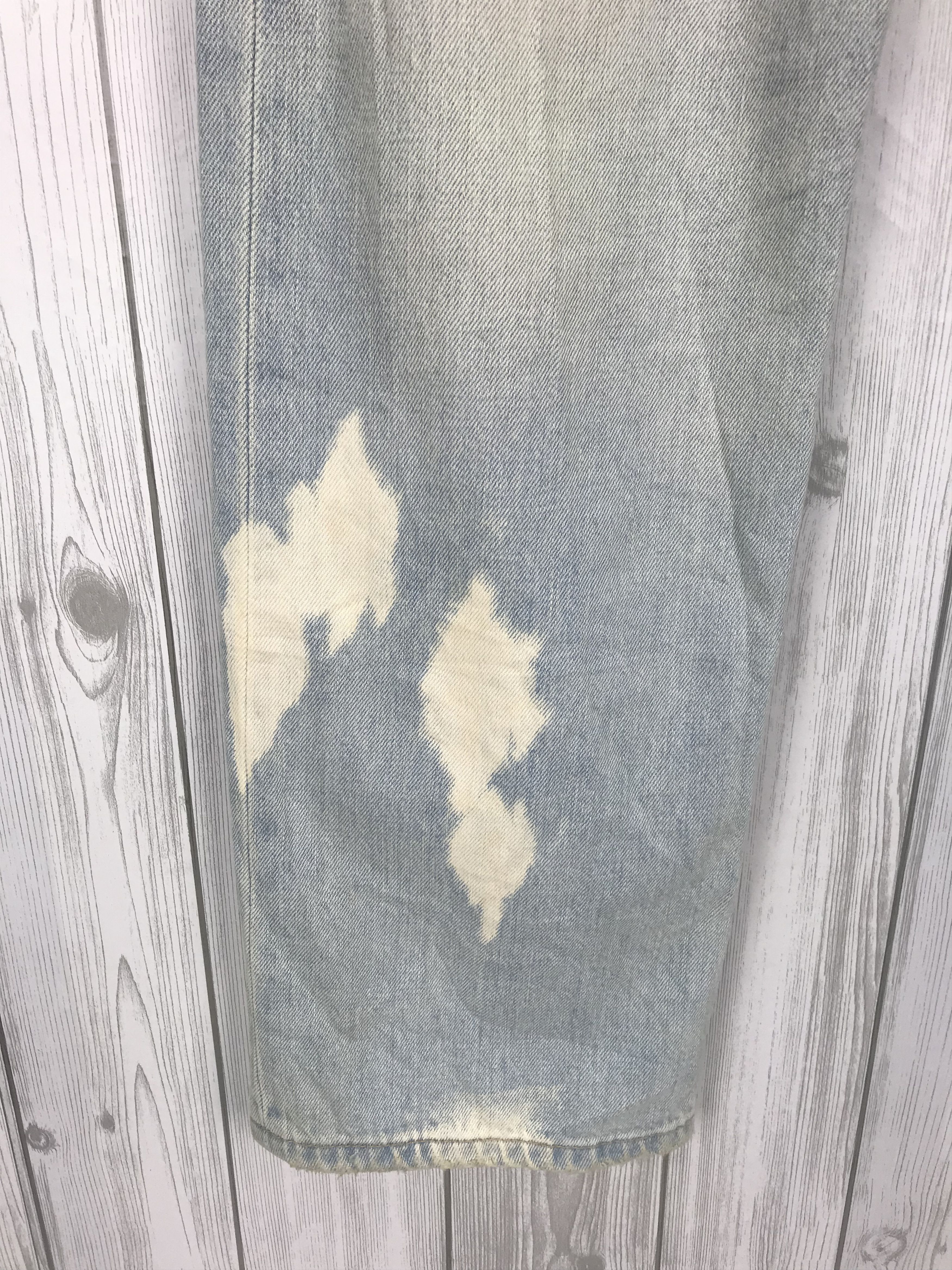 Levi's Vintage Clothing Vintage LEVIS 501 Ripped Bleach Design Denim Jeans Size US 32 / EU 48 - 13 Thumbnail
