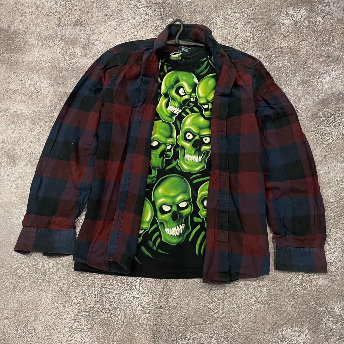 Vintage Vintage 90s Grunge Plaid Shirt Graphic Tee Streetwear XL Size US XL / EU 56 / 4 - 2 Thumbnail