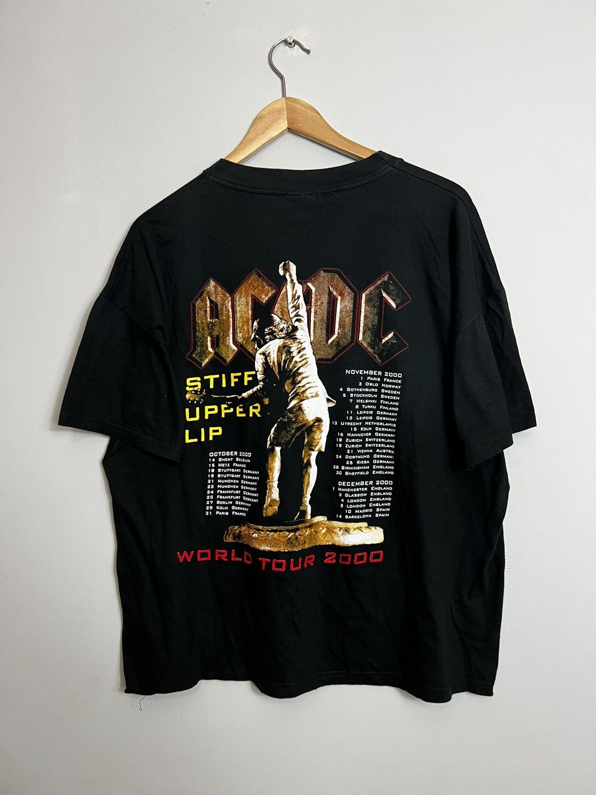 AC/DC Rare Vintage 2000 AC/DC Stiff Upper Lip Tour Rock Band Tee Size US L / EU 52-54 / 3 - 2 Thumbnail