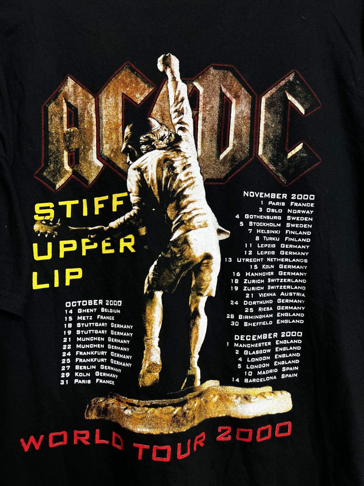 AC/DC Rare Vintage 2000 AC/DC Stiff Upper Lip Tour Rock Band Tee Size US L / EU 52-54 / 3 - 4 Thumbnail