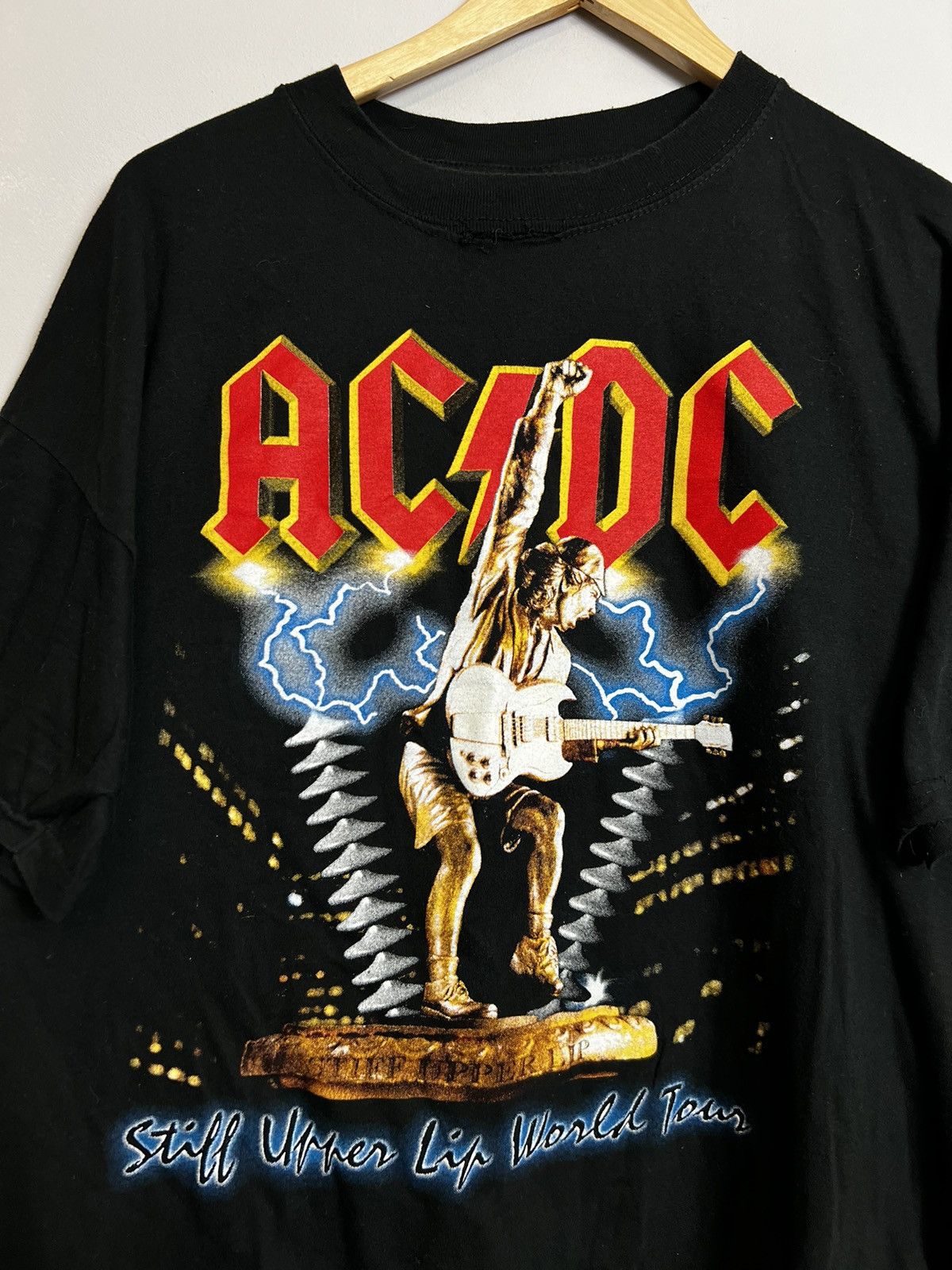 AC/DC Rare Vintage 2000 AC/DC Stiff Upper Lip Tour Rock Band Tee Size US L / EU 52-54 / 3 - 3 Thumbnail