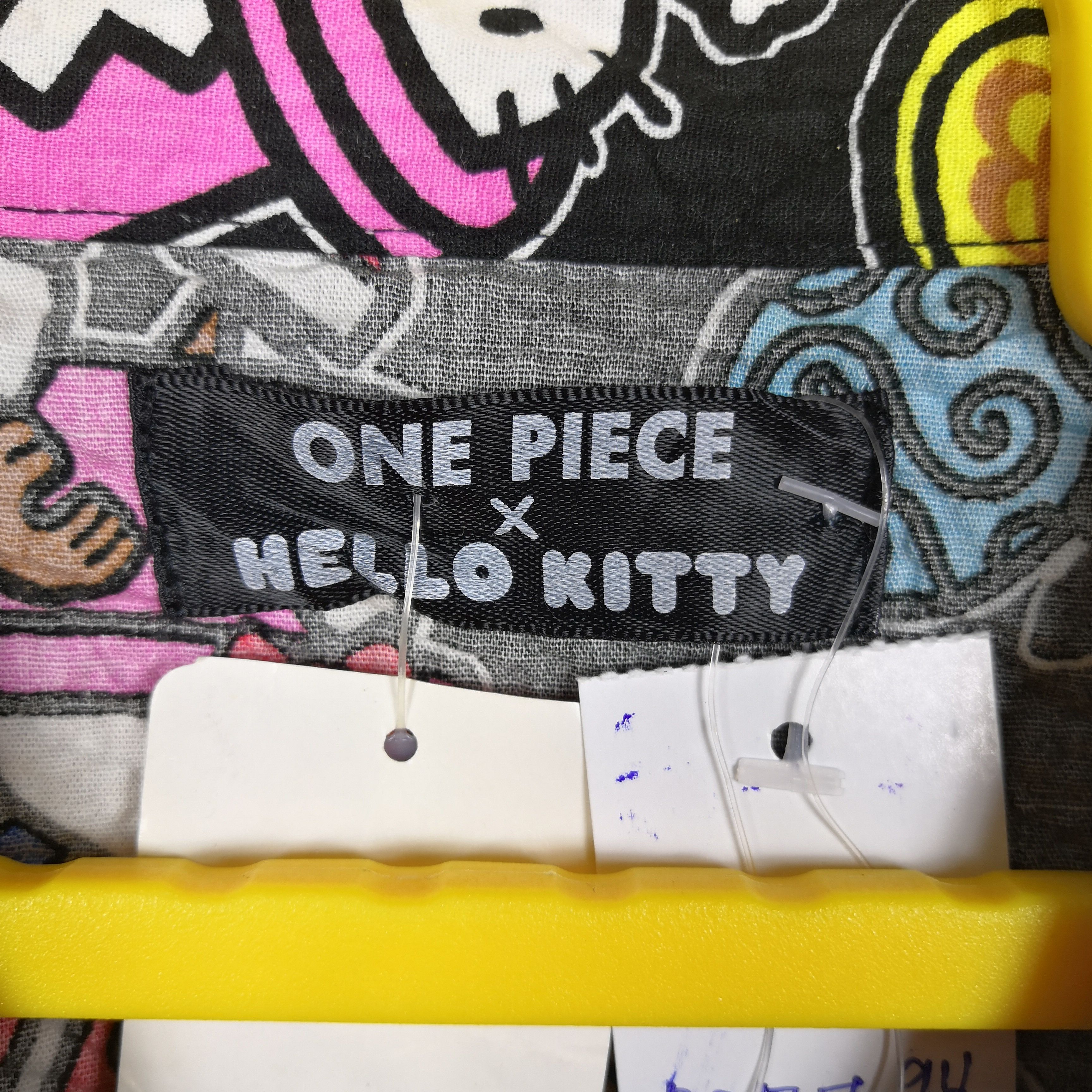 If Six Was Nine One Piece X Hello Kitty Anime Japanese Traditional Kimono Size US M / EU 48-50 / 2 - 8 Thumbnail