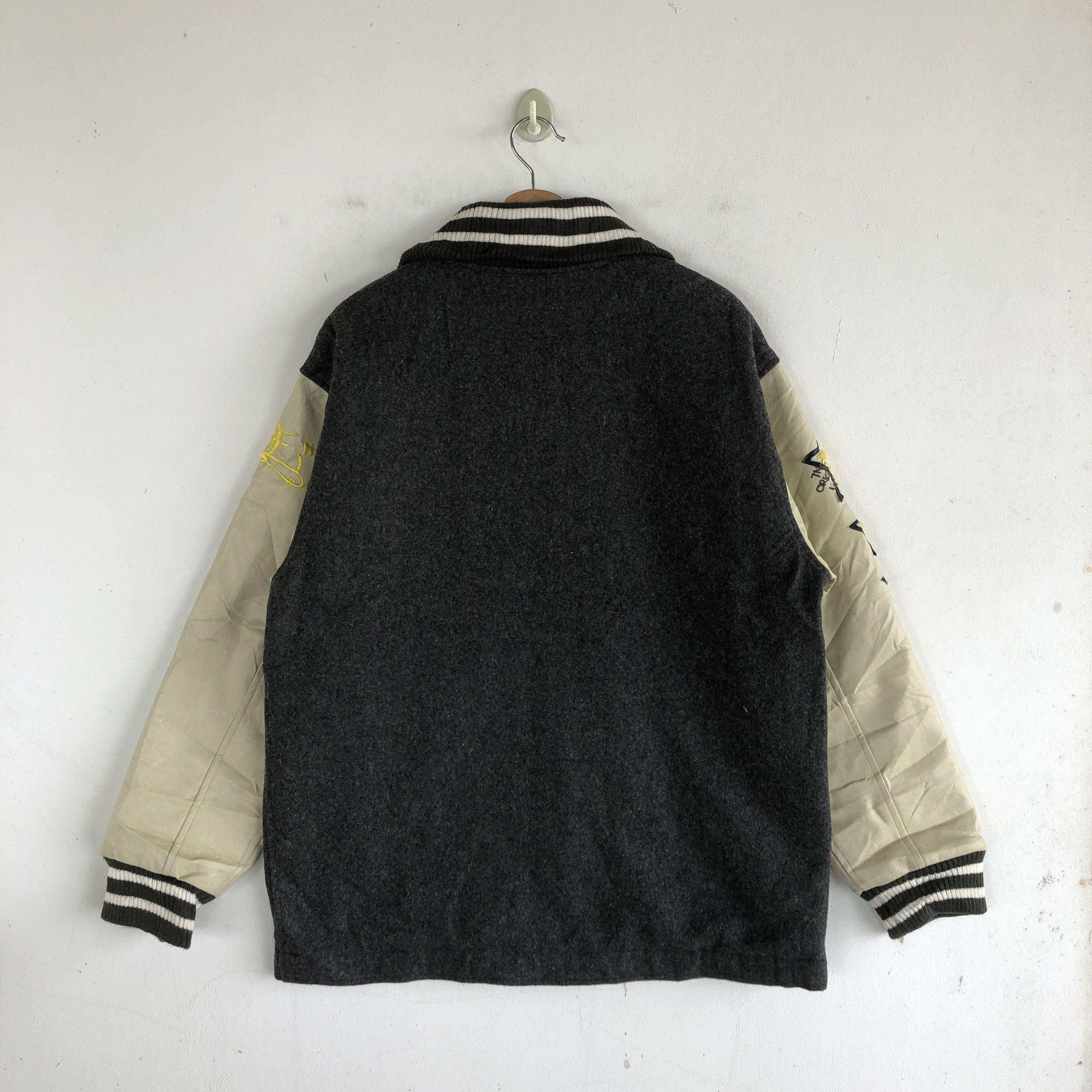 Japanese Brand × Vintage Vintage Conart Varsity Jackets Bull Dog Wool Jacket Size US L / EU 52-54 / 3 - 2 Thumbnail