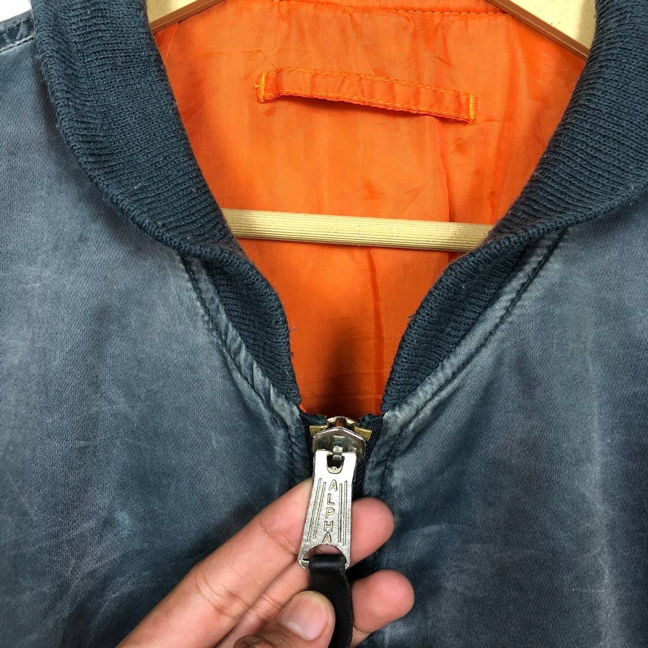 Army Of Me Vtg 80s Sun Faded USA Army Military Bomber Flight Jacket Size US L / EU 52-54 / 3 - 7 Thumbnail
