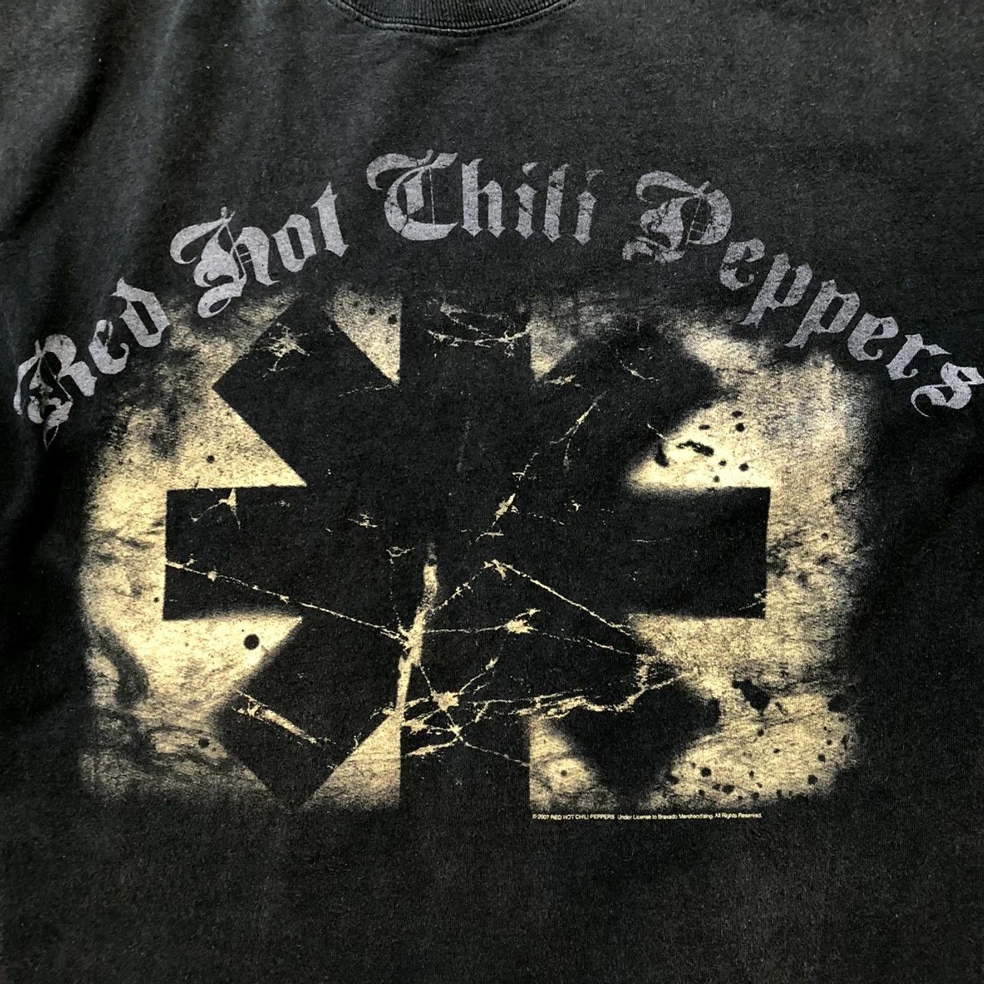Band Tees Vintage 2007 Red Hot Chili Peppers T Shirt Rock Band Tee Size US M / EU 48-50 / 2 - 2 Thumbnail