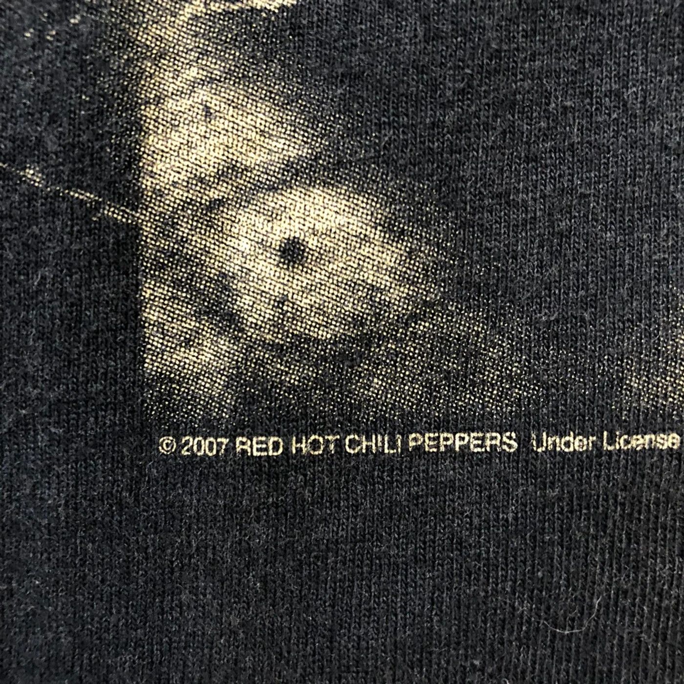 Band Tees Vintage 2007 Red Hot Chili Peppers T Shirt Rock Band Tee Size US M / EU 48-50 / 2 - 3 Thumbnail