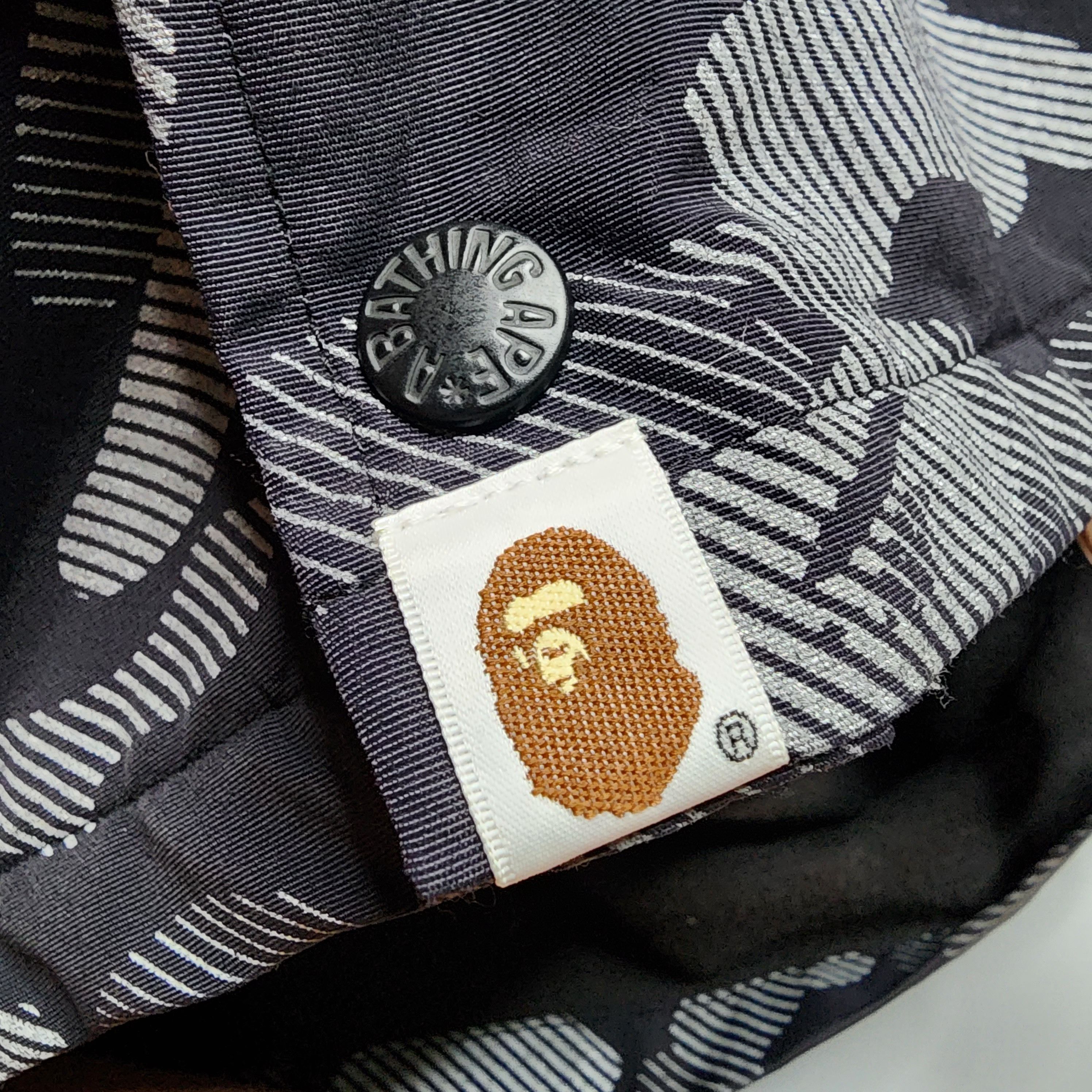 Bape Bape - Reflective Camo Coach Jacket Size US M / EU 48-50 / 2 - 5 Thumbnail