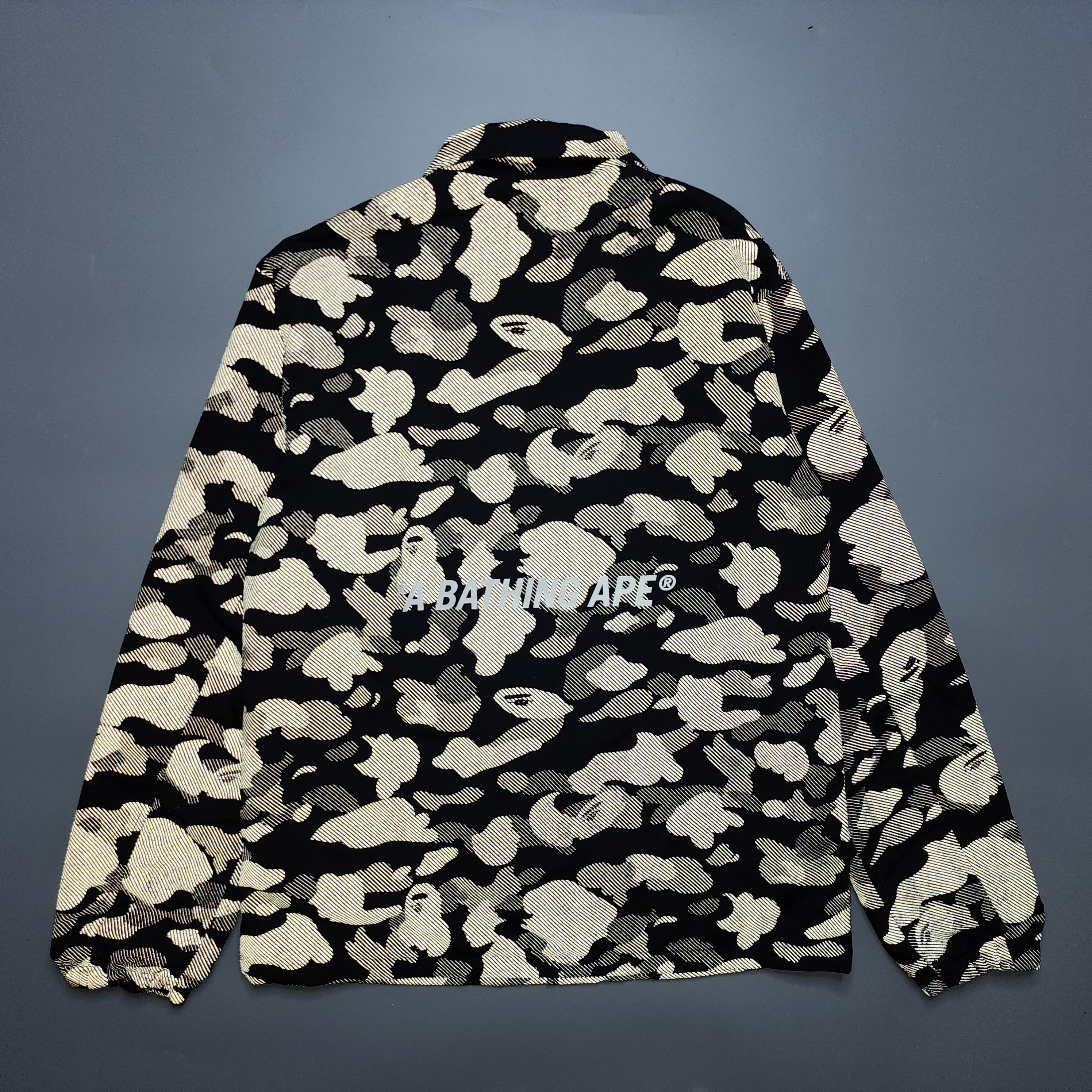 Bape Bape - Reflective Camo Coach Jacket Size US M / EU 48-50 / 2 - 4 Thumbnail