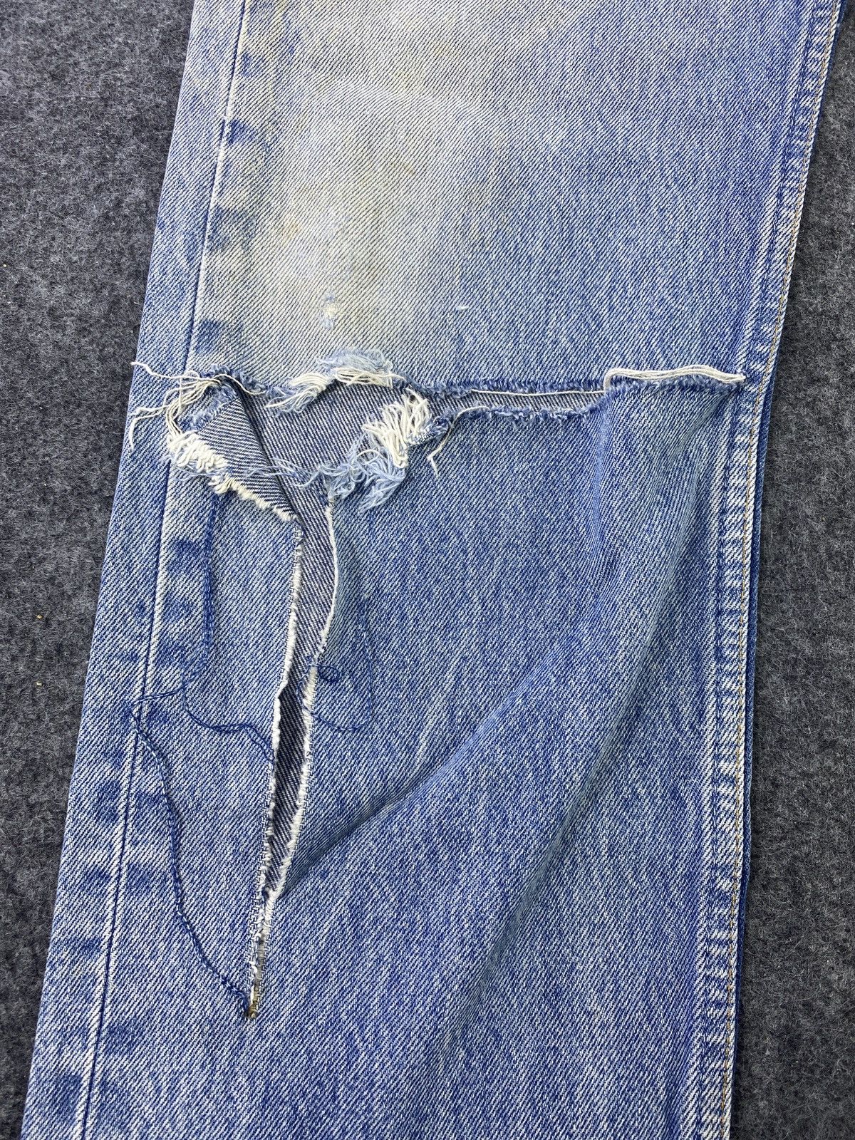 Levi's VINTAGE LEVI'S 501 DISTRESS STONE BLUE WASH JEANS - J654 Size US 33 - 11 Thumbnail