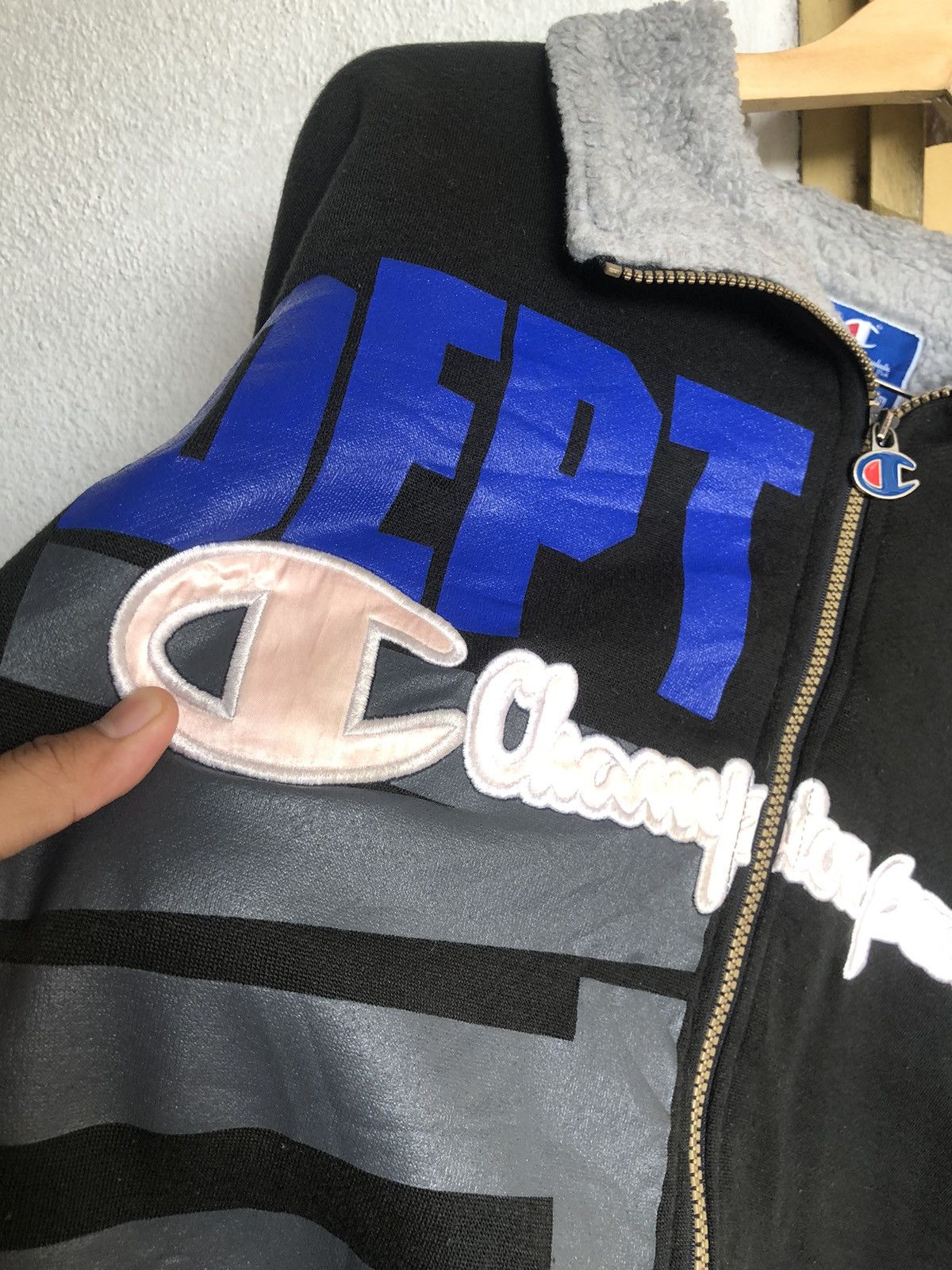Champion Rare❗️Vintage Champion Hip Hop Style Over Prints Jackets Size US L / EU 52-54 / 3 - 17 Thumbnail