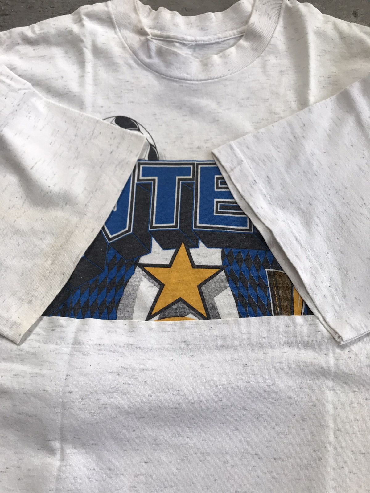 Sports Specialties × Vintage Vintage Intermilan Fiorucci T-shirt Size US L / EU 52-54 / 3 - 4 Thumbnail