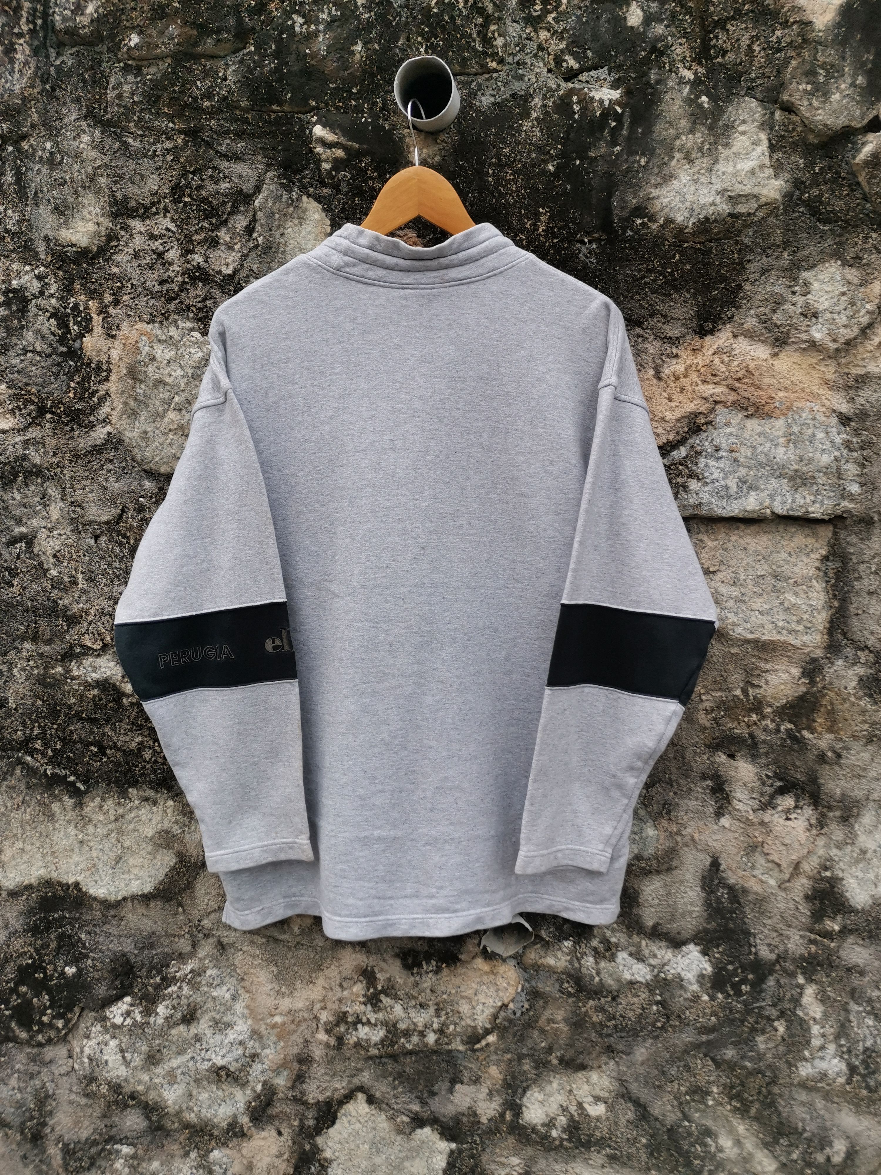 Ellesse Vintage Ellesse Perugia Italia Big Embroidered Logo Size US L / EU 52-54 / 3 - 3 Thumbnail