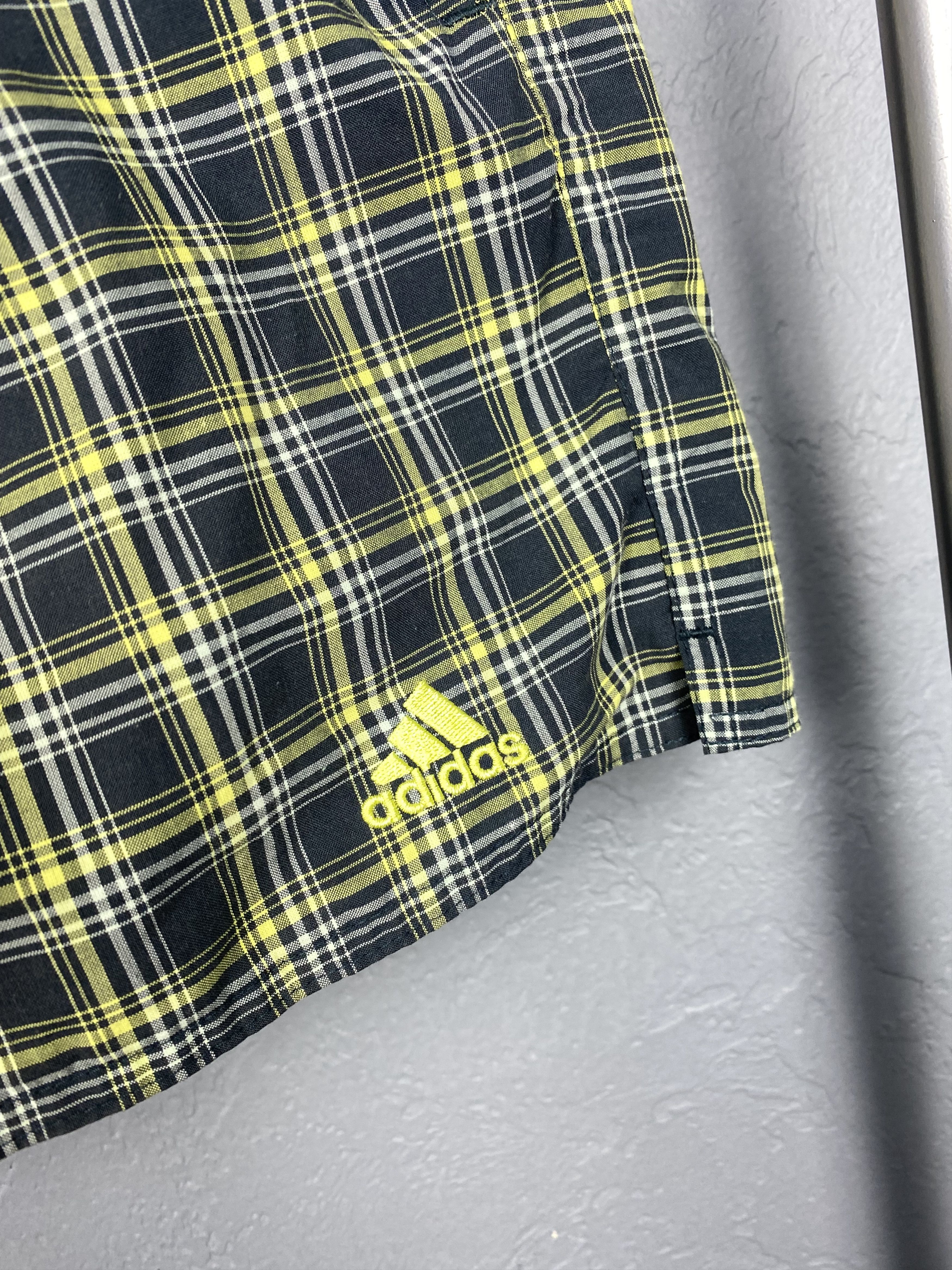 Adidas × Vintage Vintage Adidas Mens Nylon Shorts Y2K Size US 36 / EU 52 - 3 Thumbnail