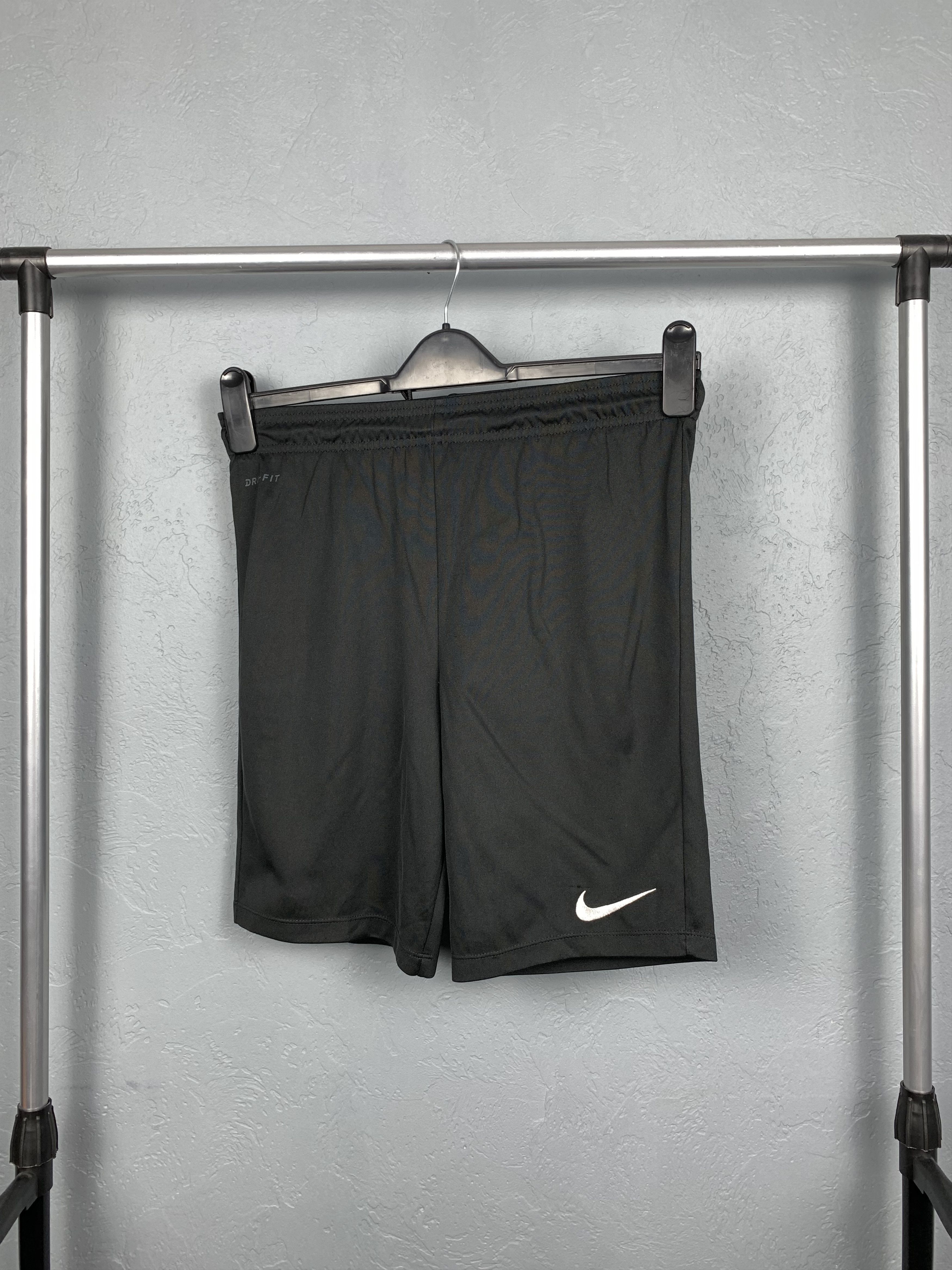 Nike × Vintage Nike Vintage Mens Shorts Dri Fit Y2K Size US 30 / EU 46 - 1 Thumbnail