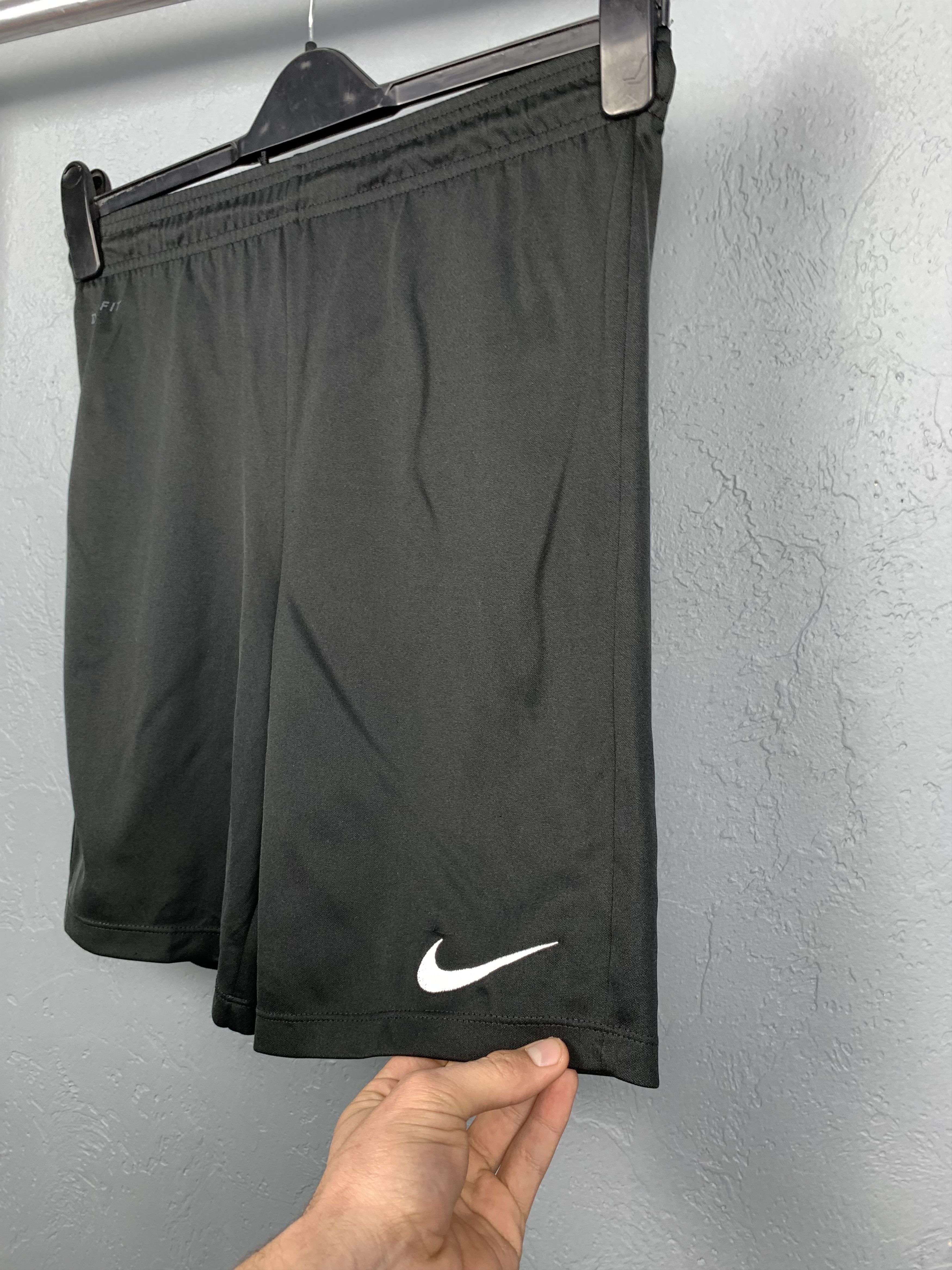 Nike × Vintage Nike Vintage Mens Shorts Dri Fit Y2K Size US 30 / EU 46 - 2 Thumbnail