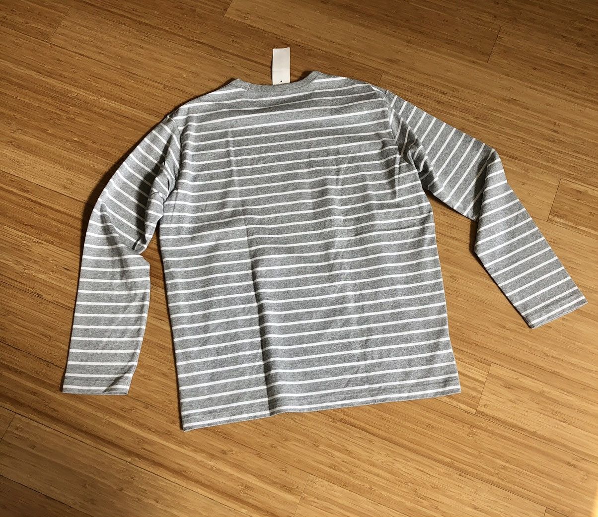 Uniqlo Uniqlo striped long sleeve shirt Size US XL / EU 56 / 4 - 2 Thumbnail