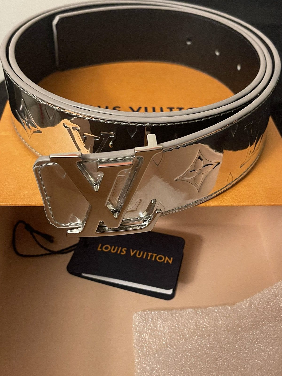 Louis Vuitton Louis Vuitton Mirror Reversible Belt Rare 110 36-38 Size 38 - 1 Thumbnail