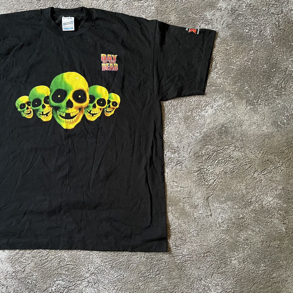 Vintage Vintage Y2K Skull Graphic Tee Skate Streetwear Wide Leg XL Size US XL / EU 56 / 4 - 3 Thumbnail