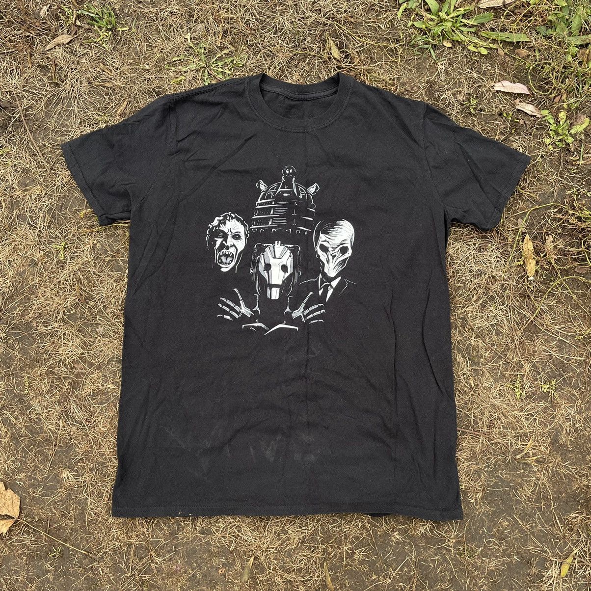 Vintage Vintage Y2K Graphic Tee Skulls Horror Punk Grunge Tapered L Size US L / EU 52-54 / 3 - 3 Thumbnail