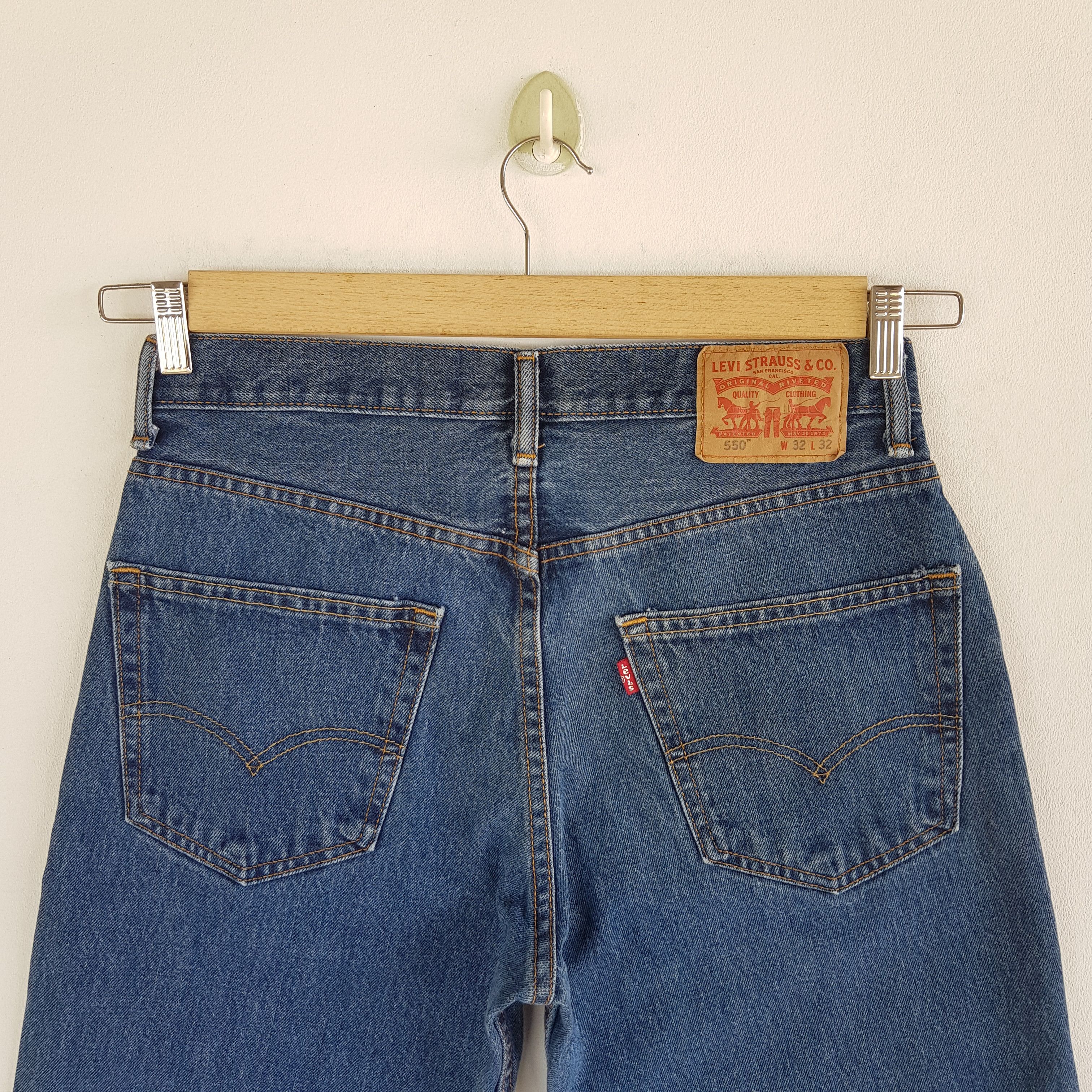 Levi's Vintage Levis Jeans Released Hem Levi's 550 Faded Denim Size 30" / US 8 / IT 44 - 6 Thumbnail